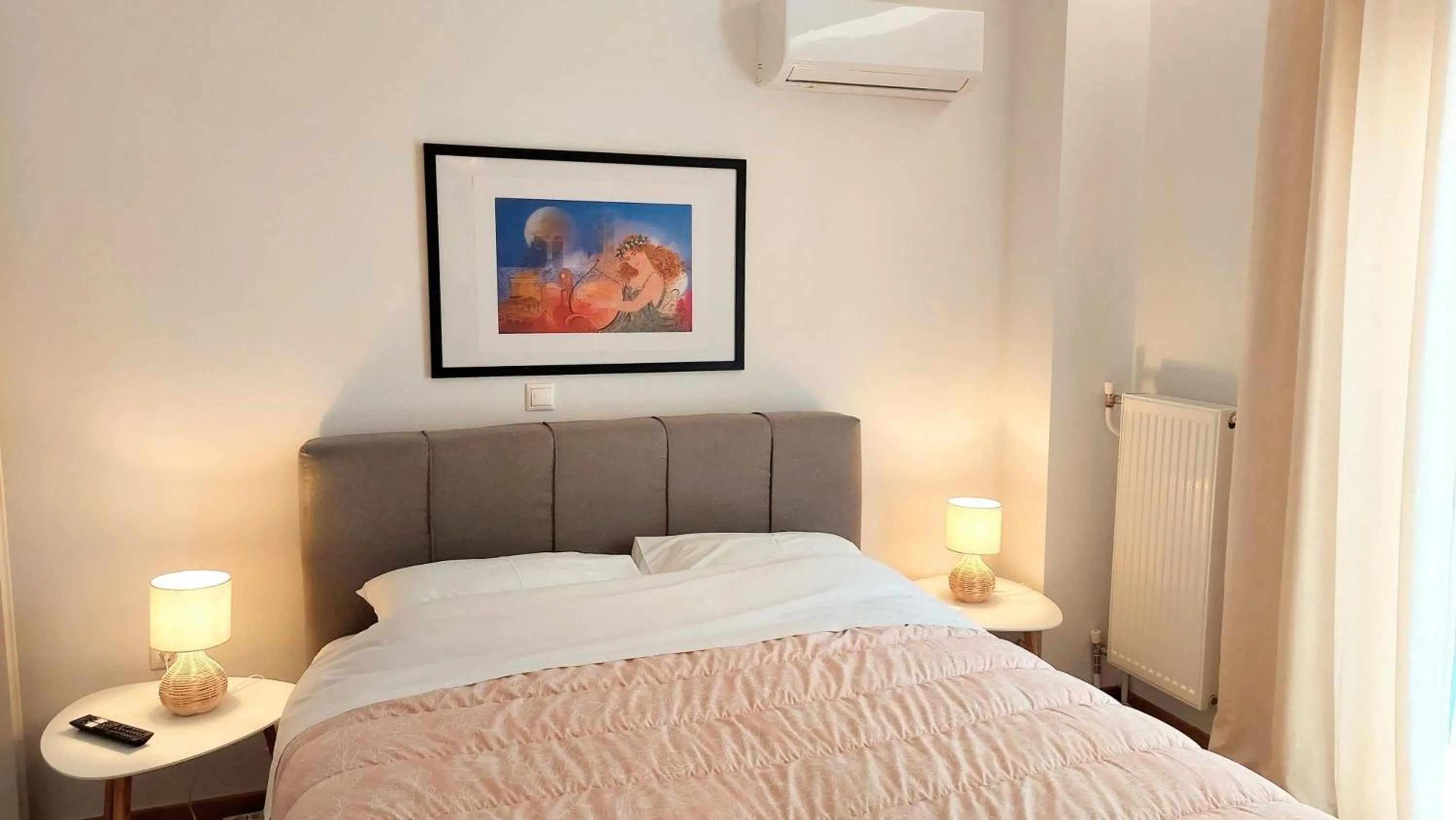 Bed in Wonderful apartment in Acropolis