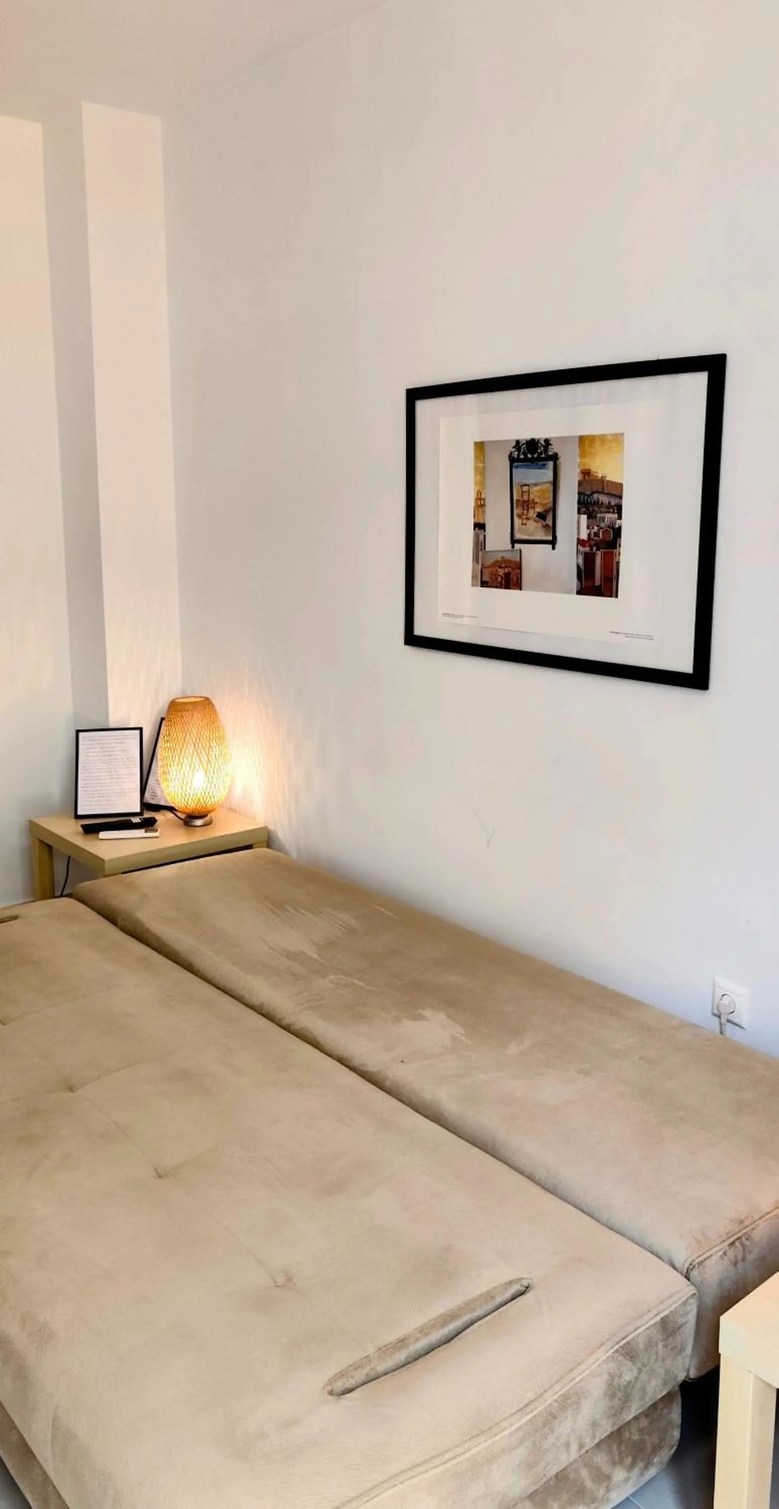 Bed in Wonderful apartment in Acropolis