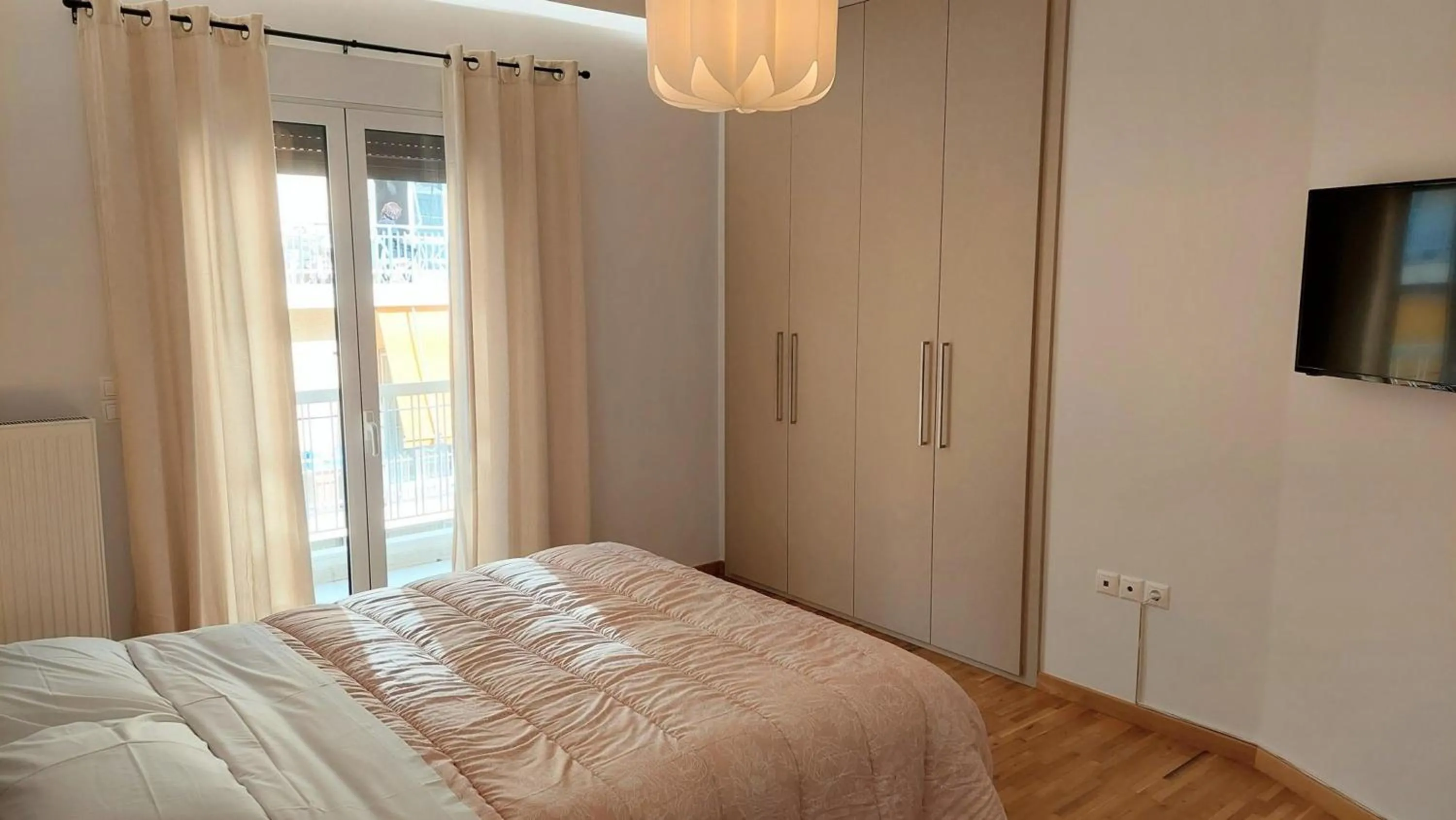 Bed in Wonderful apartment in Acropolis