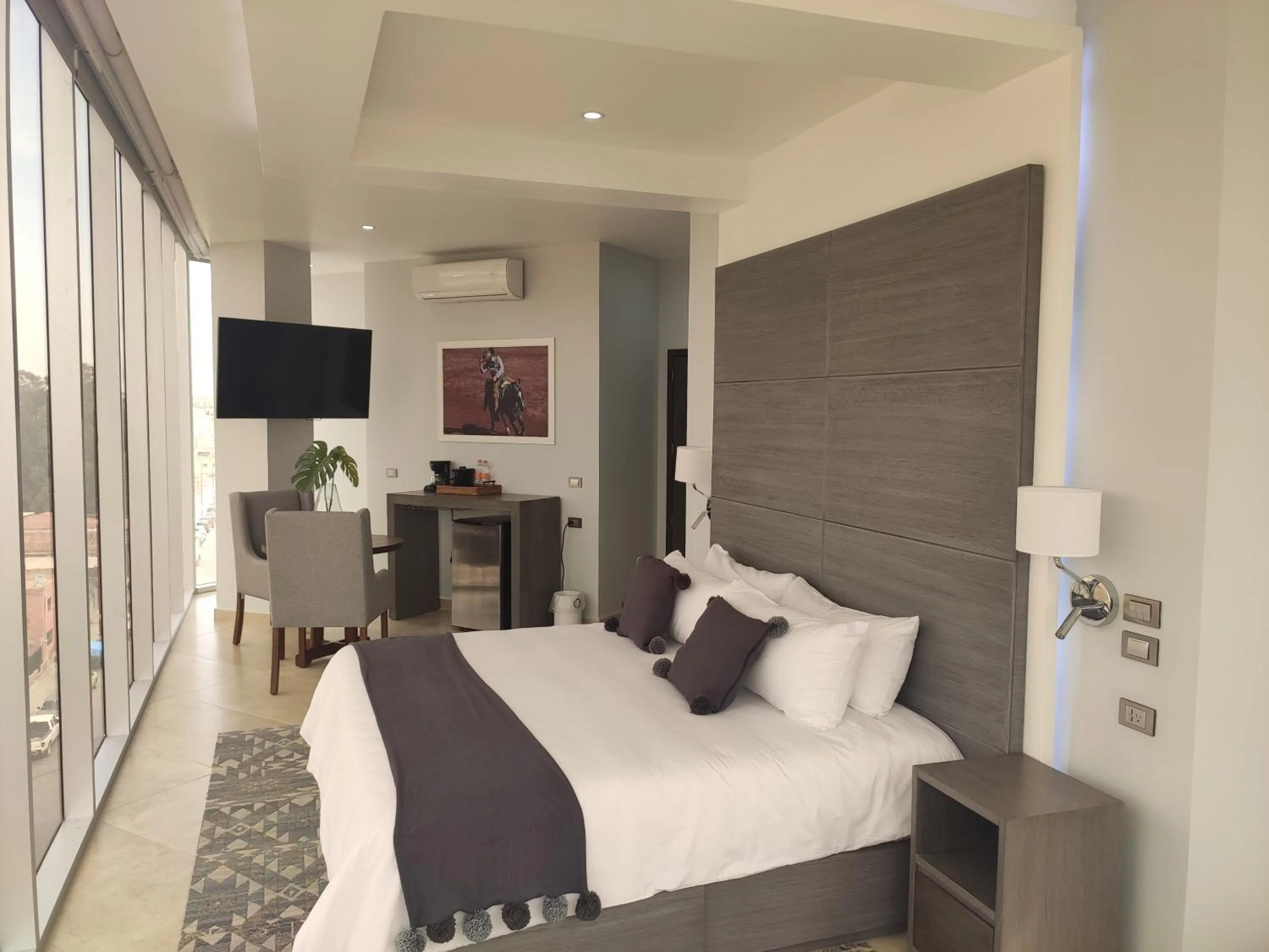 Photo of the whole room, Bed in Hotel GRALTA