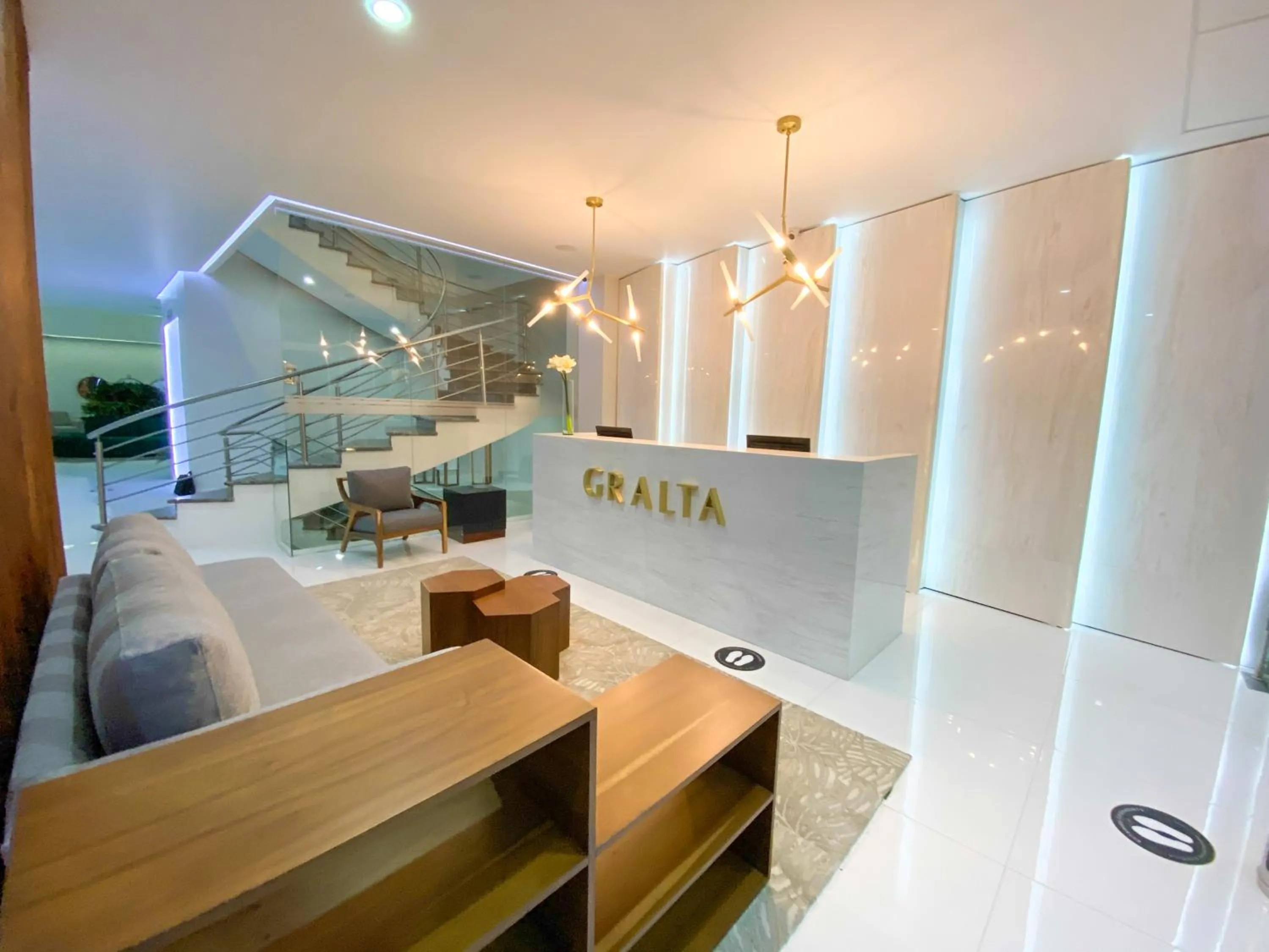 Lobby or reception in Hotel GRALTA