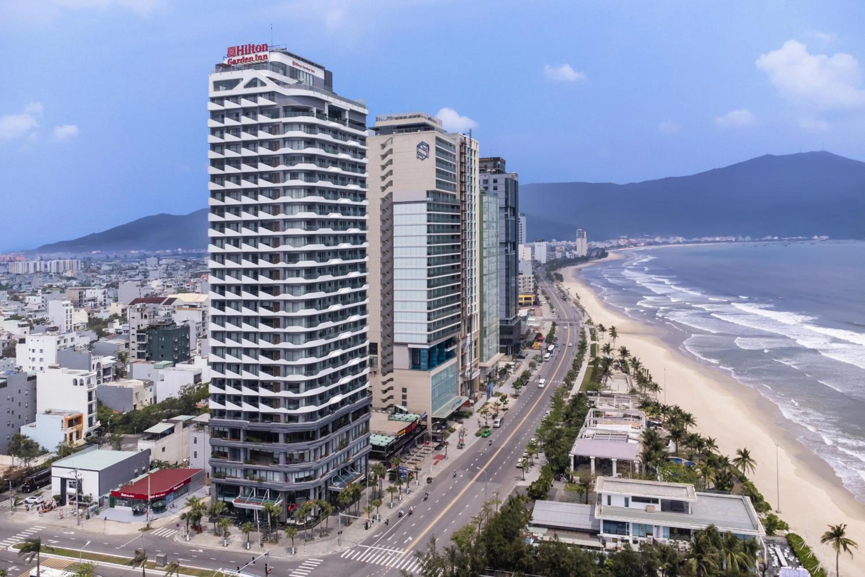 Property building in Hilton Garden Inn Da Nang