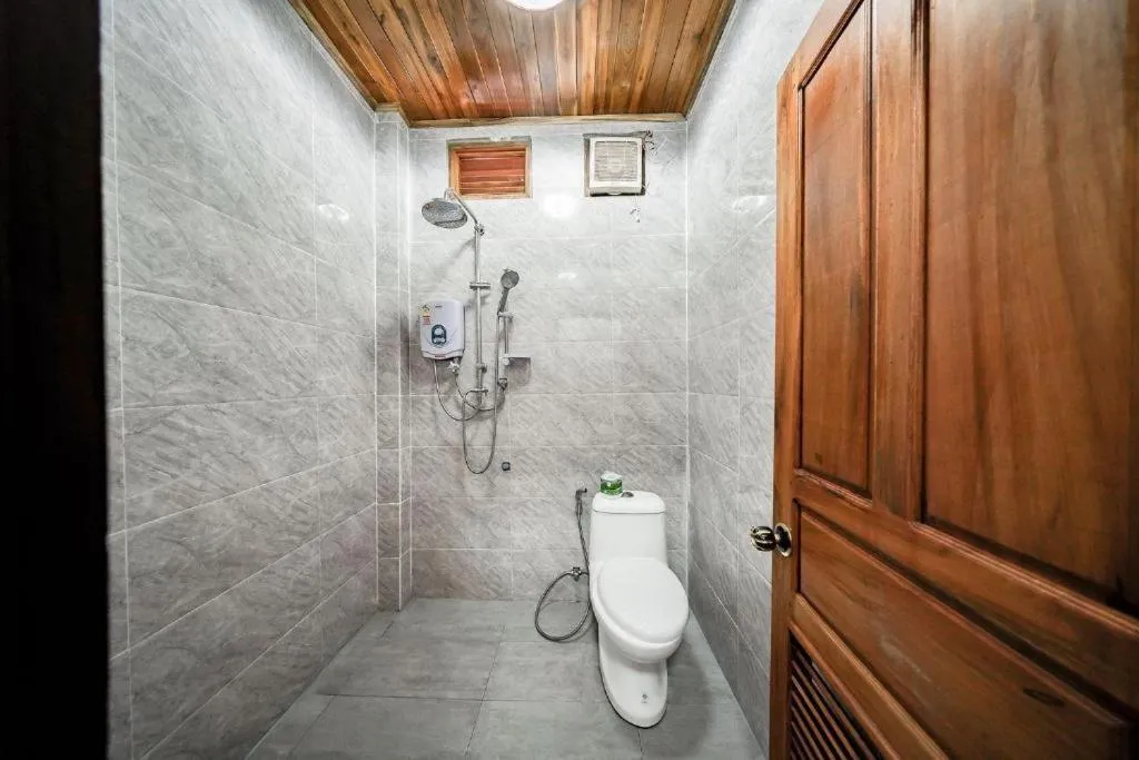 Shower in Villa Wanika 瓦尼卡别墅