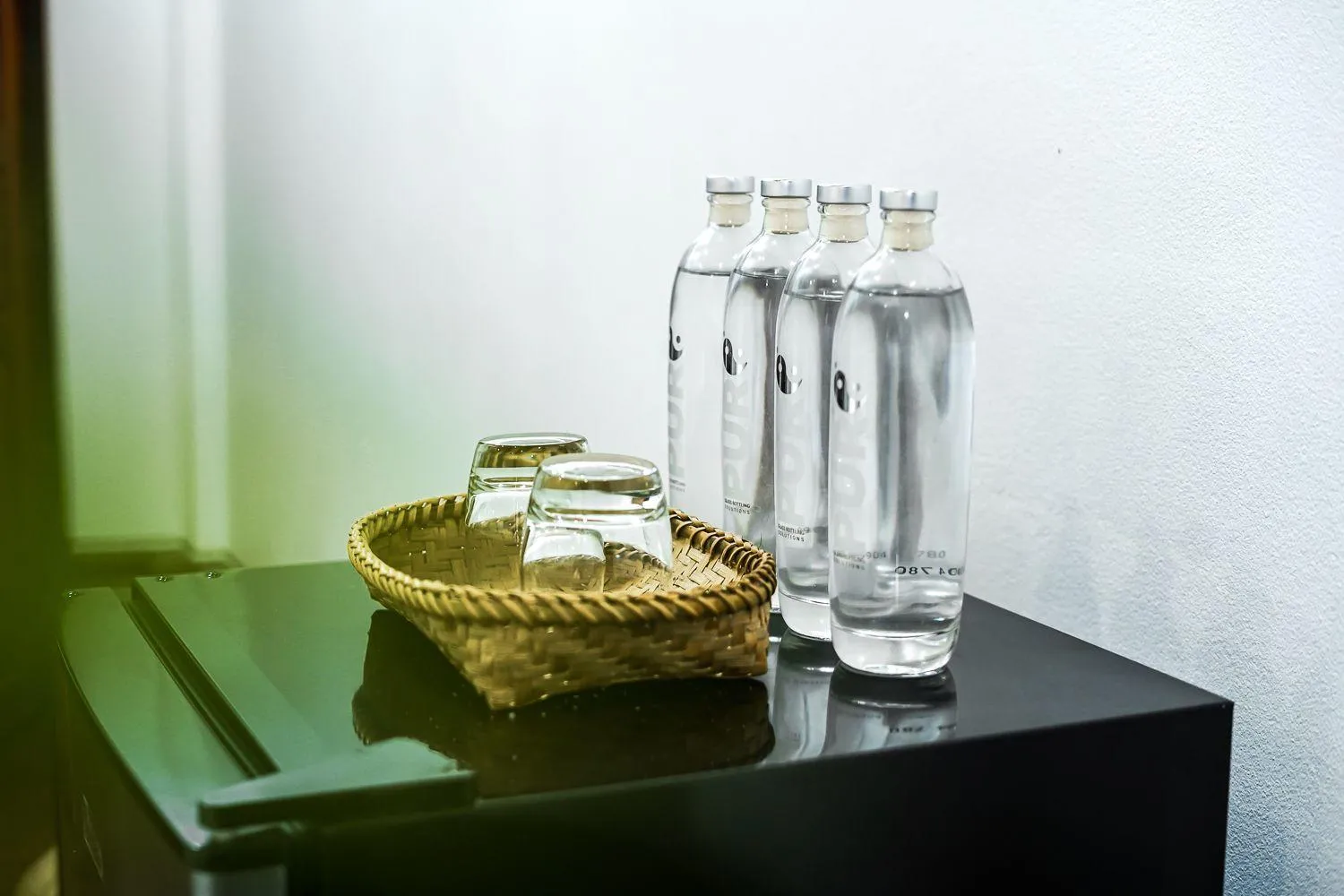 Drinks in Villa Wanika 瓦尼卡别墅
