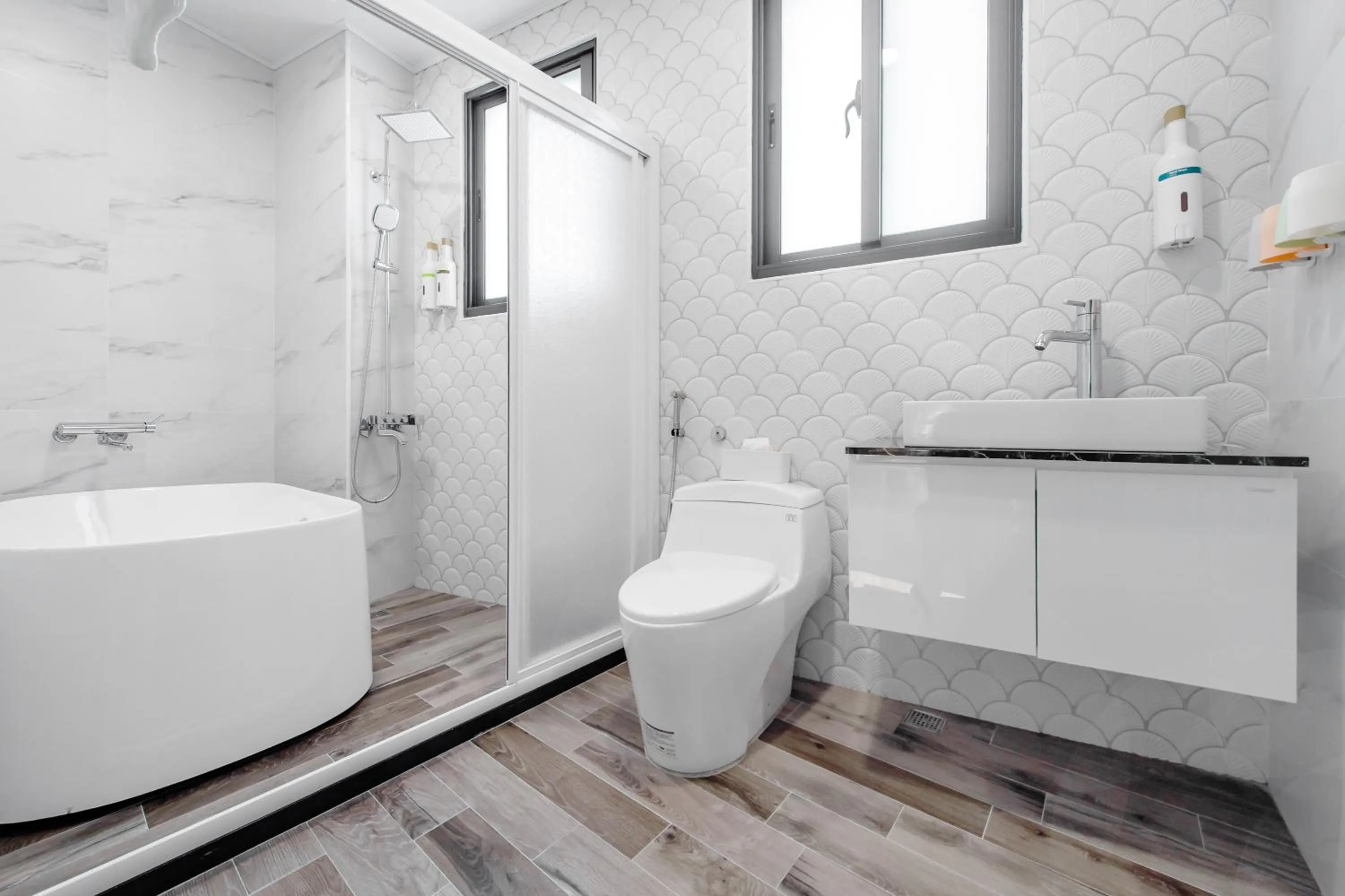 Shower in Water House