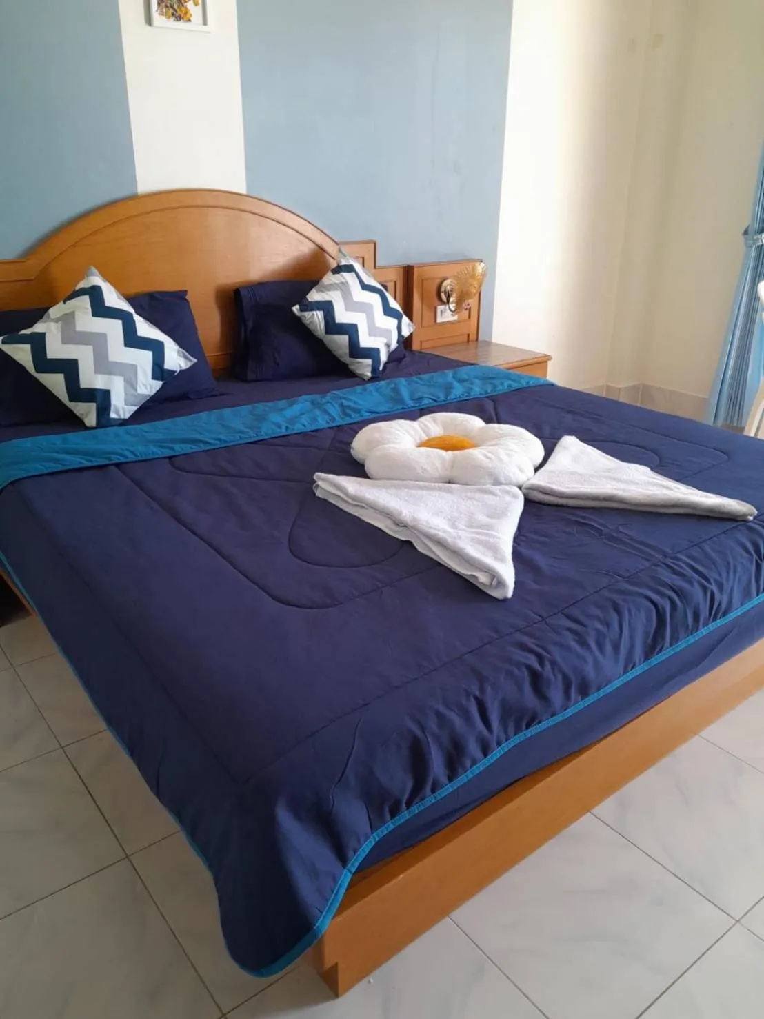 Double Room with Private Bathroom in Pailin Hill Hotel