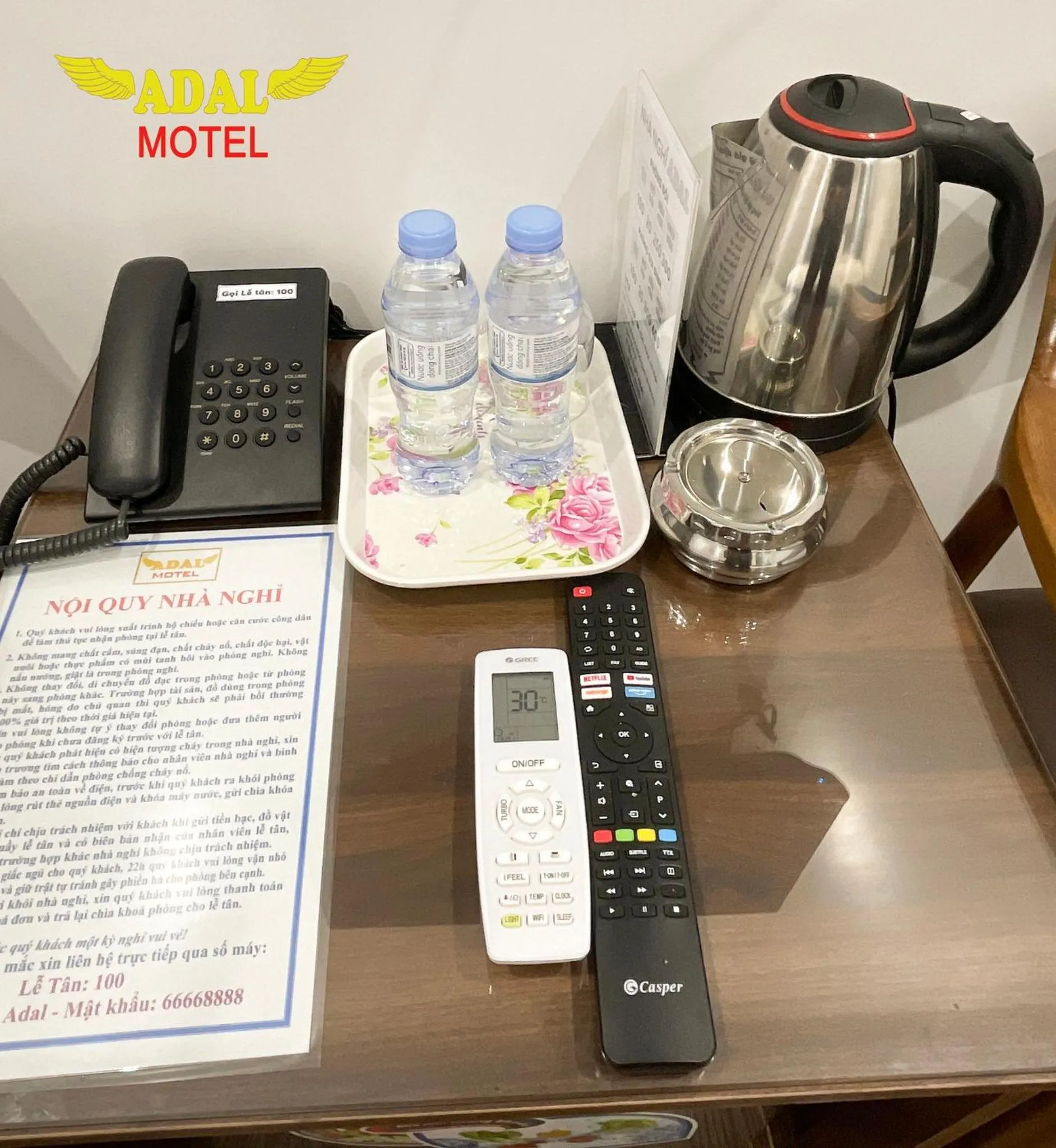 Seating area in Adal Motel