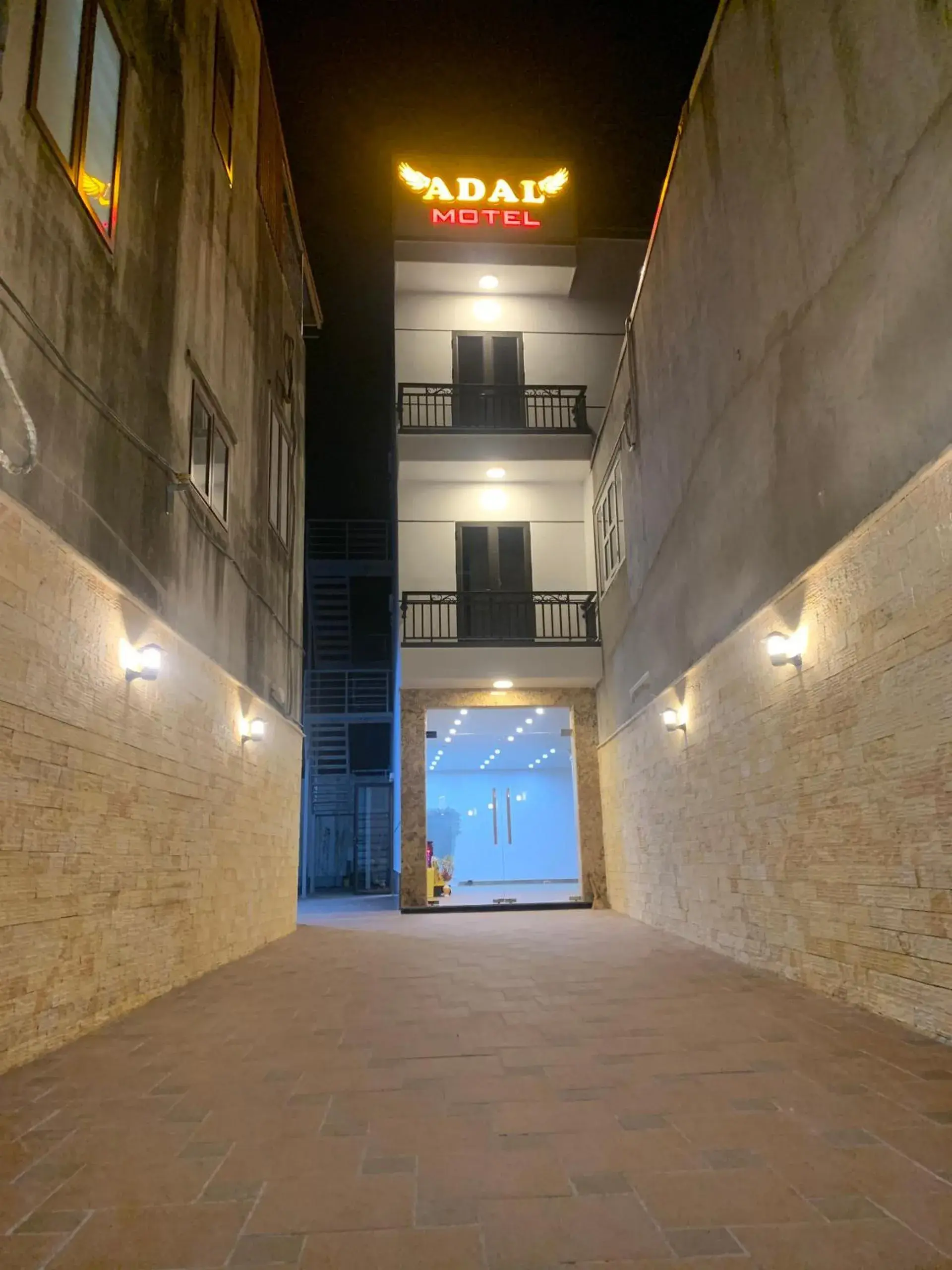 Property building in Adal Motel Property building in Adal Motel