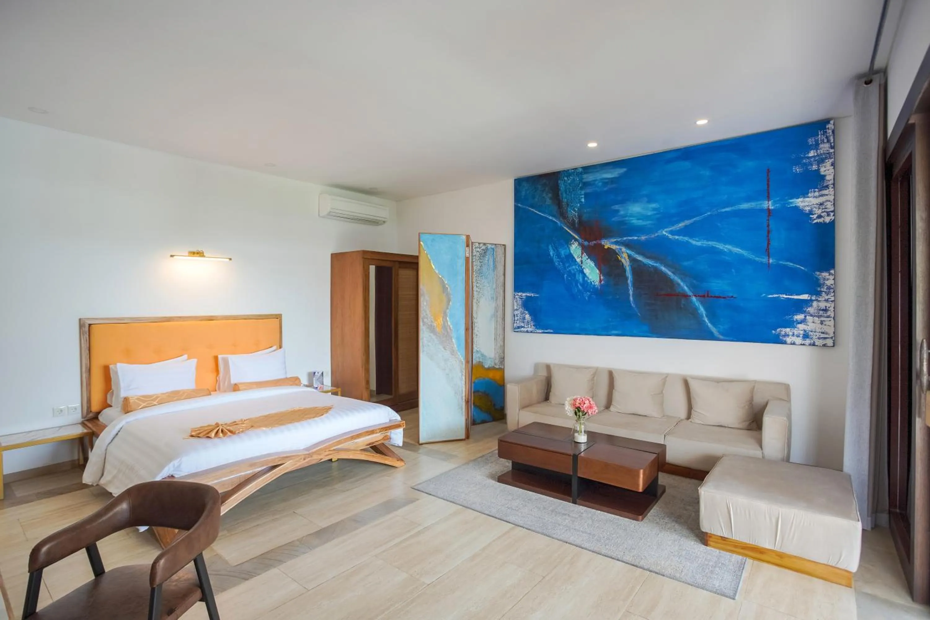 Bedroom, Bed in Pearl Sunset Resort - Sunset Moments, Adults Only