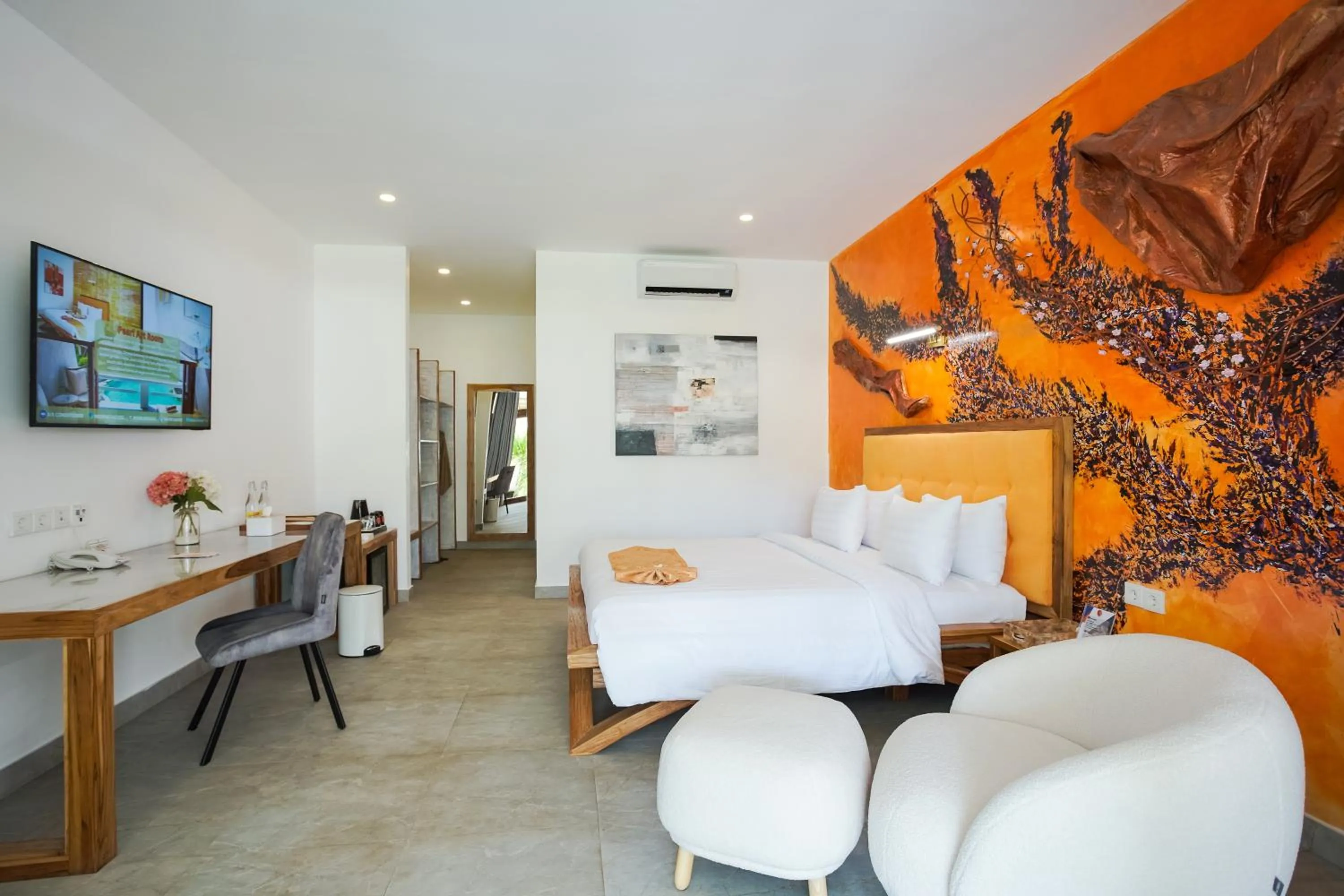 Bedroom, Bed in Pearl Sunset Resort - Sunset Moments, Adults Only