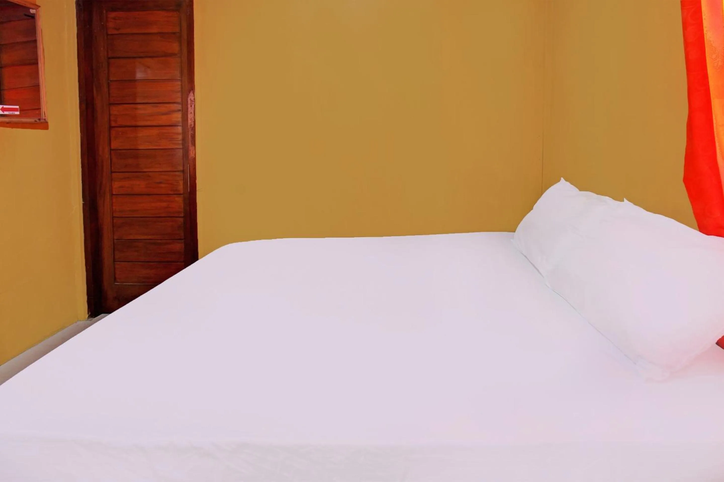 Bedroom, Bed in Hotel O Ujung Samalas HomestayNearLapangan Sembalun Bumbung