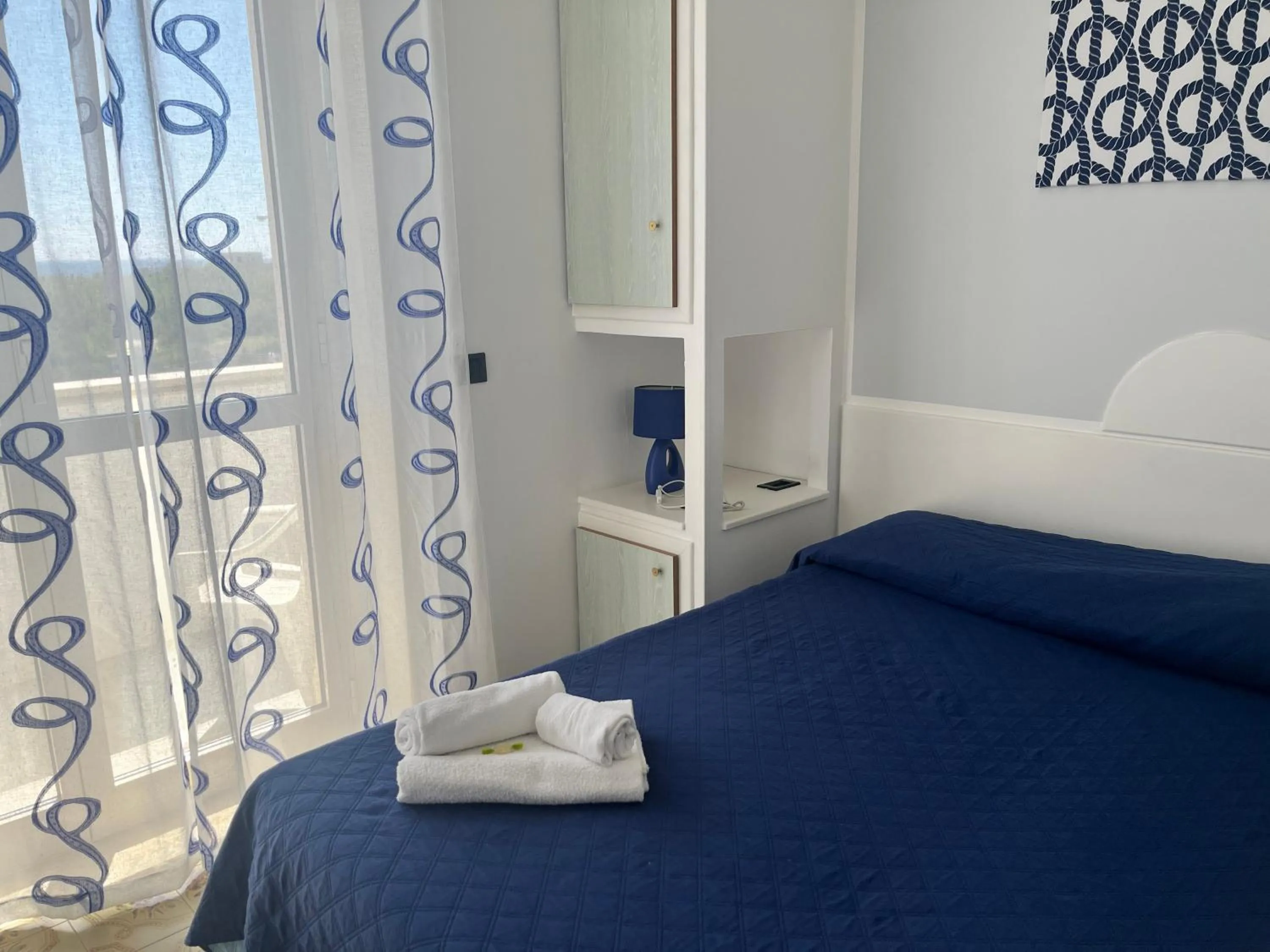 View (from property/room), Bed in Hotel La Plancia