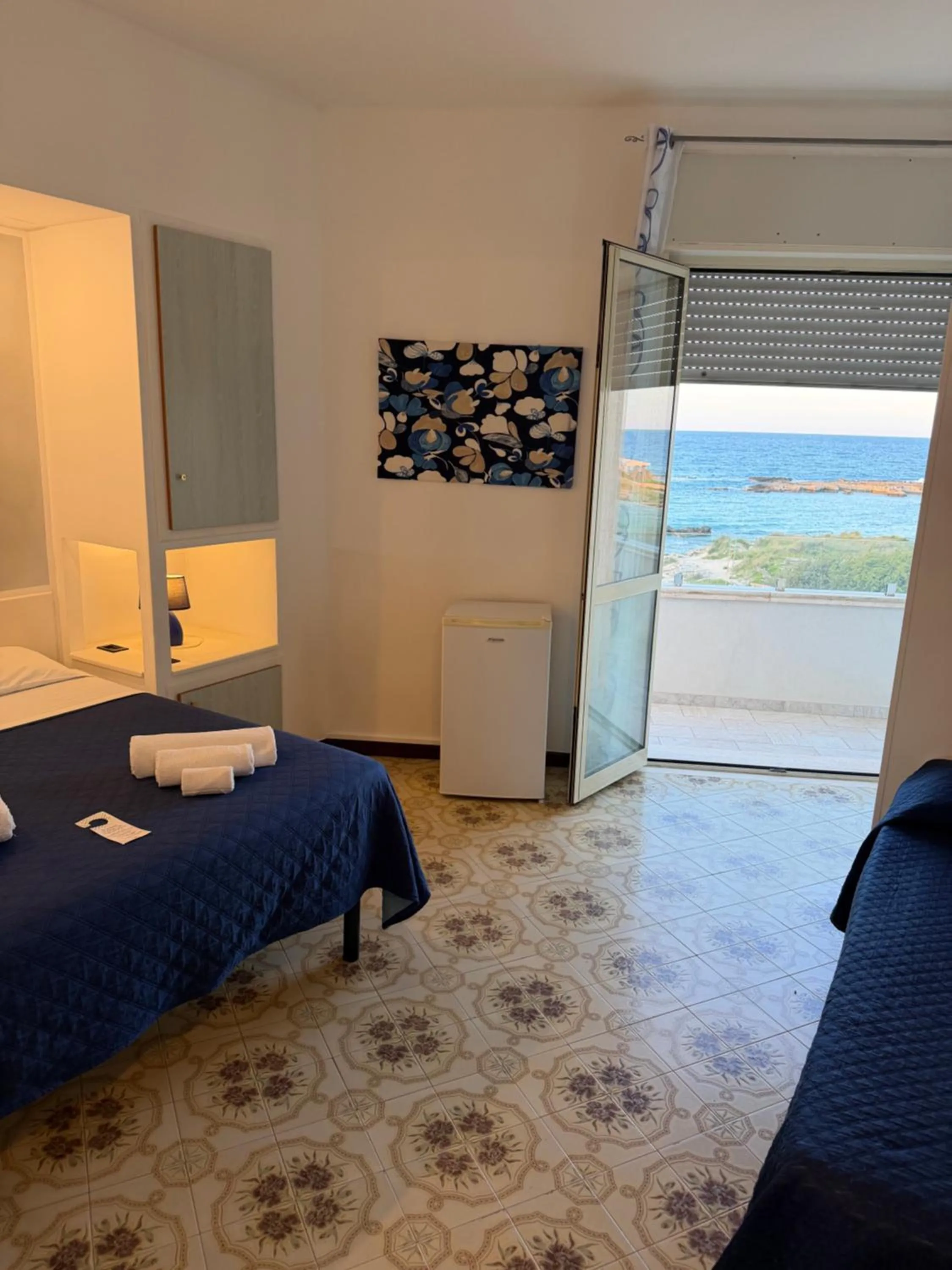 Balcony/Terrace, Bed in Hotel La Plancia