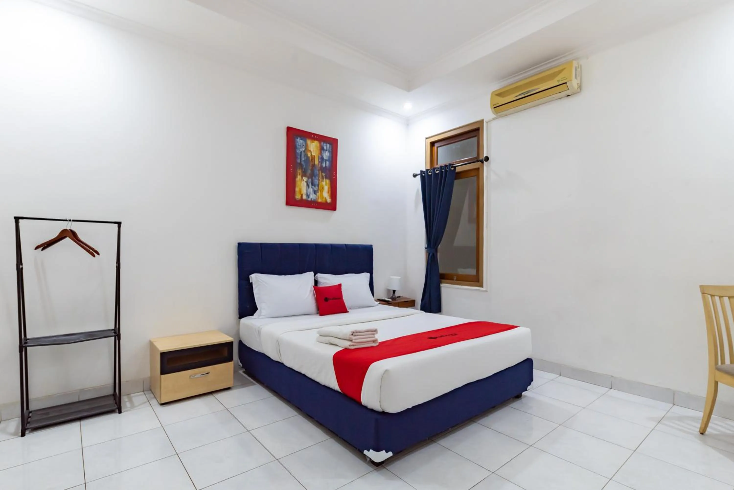 Bedroom, Bed in RedDoorz Plus near Universitas Maranatha Bandung 2