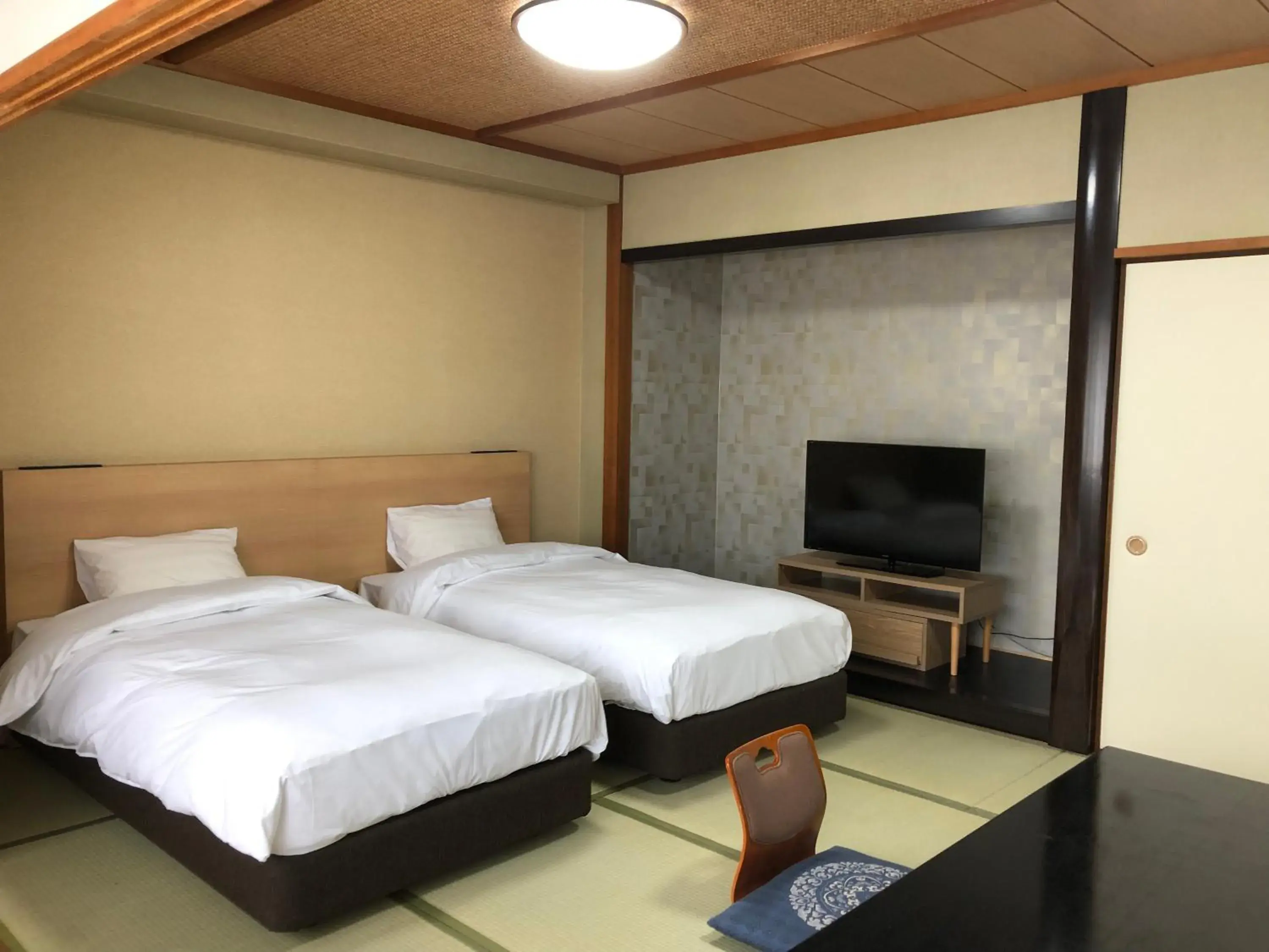 Photo of the whole room, Bed in Ureshino Onsen Yusyuku Sarayama Photo of the whole room, Bed in Ureshino Onsen Yusyuku Sarayama