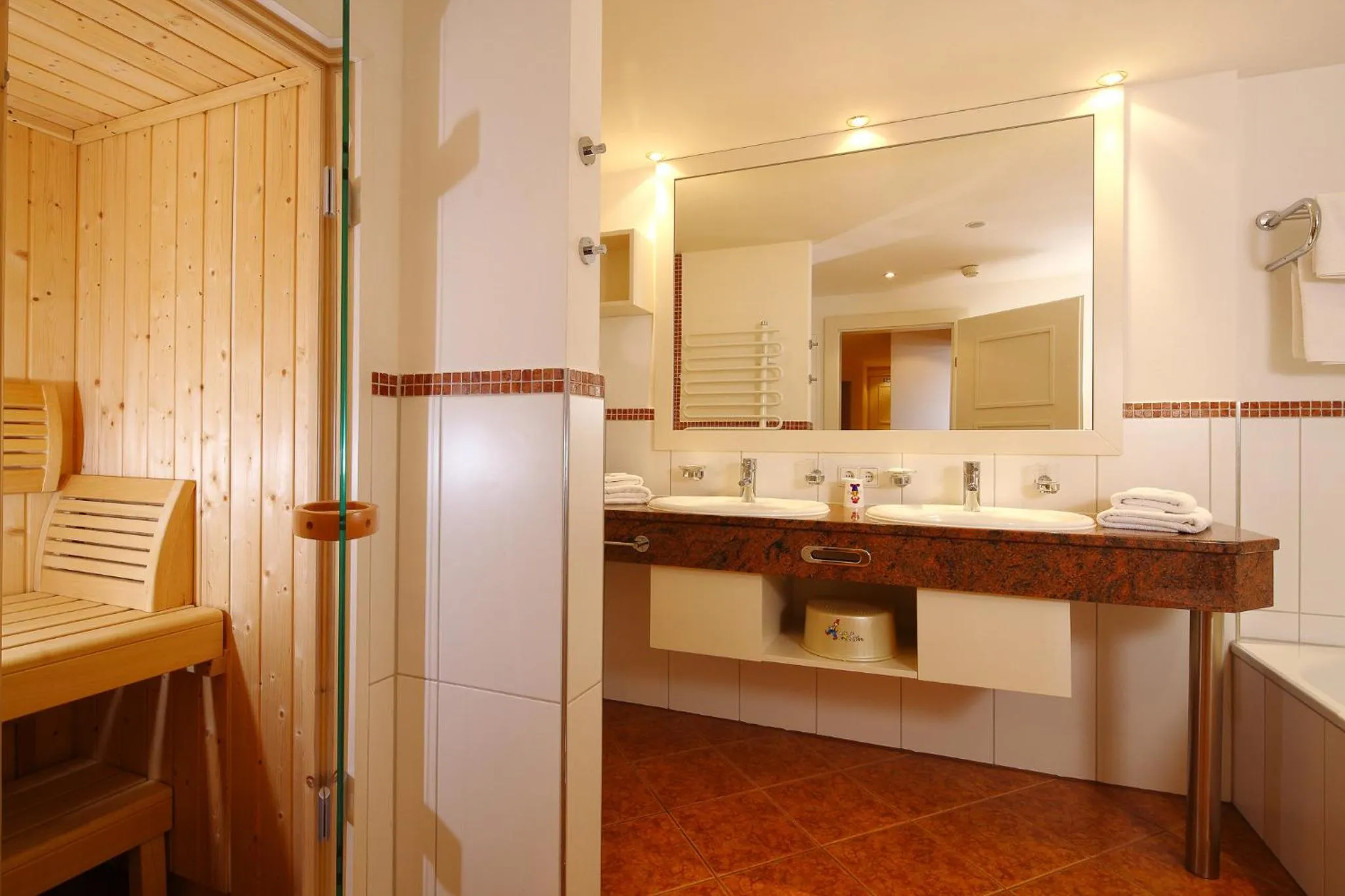 Bathroom in Das Hopfgarten Aparthotel