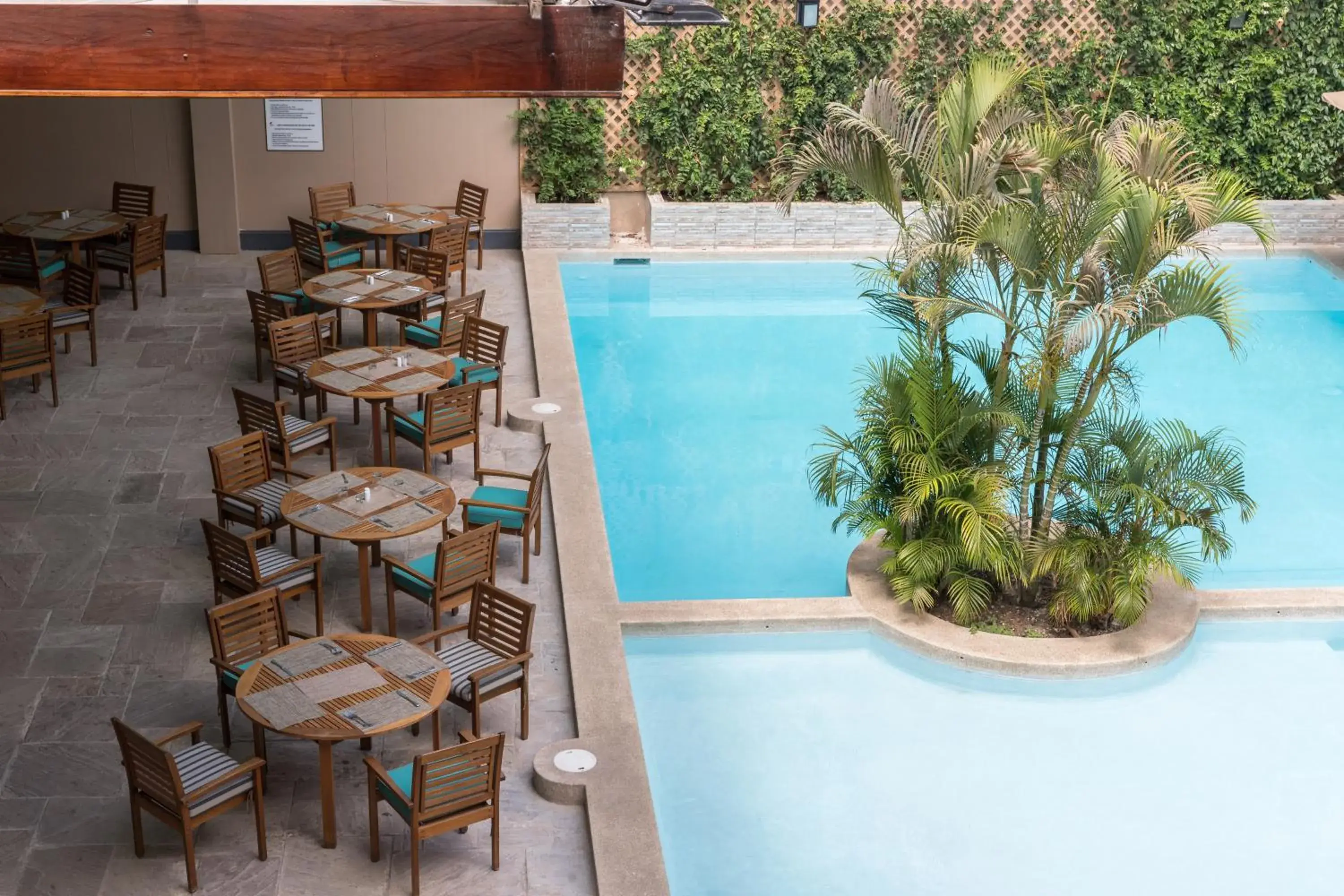 Pool view in LP Los Portales Hotel Piura Pool view in LP Los Portales Hotel Piura