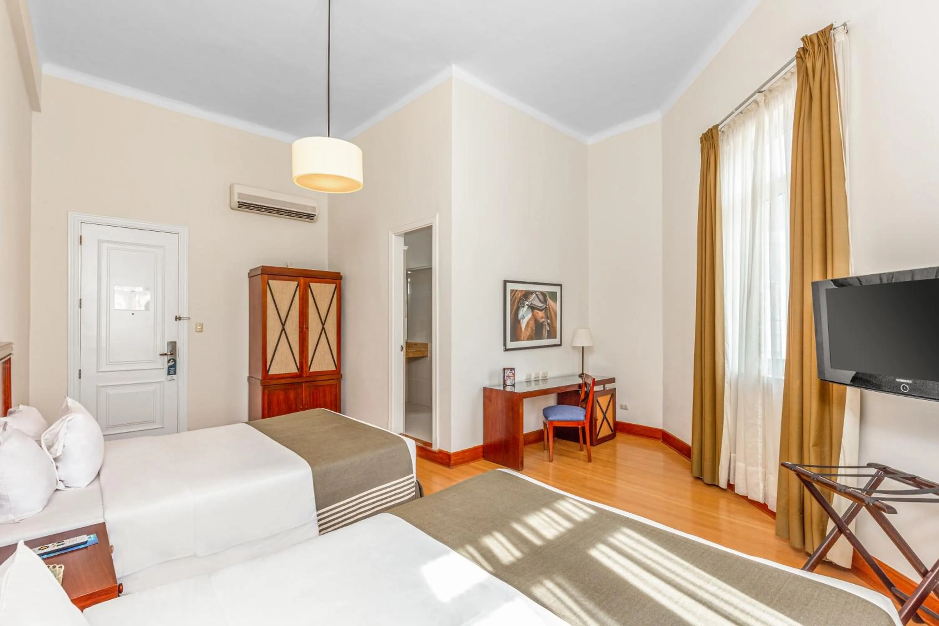 Bed in LP Los Portales Hotel Piura