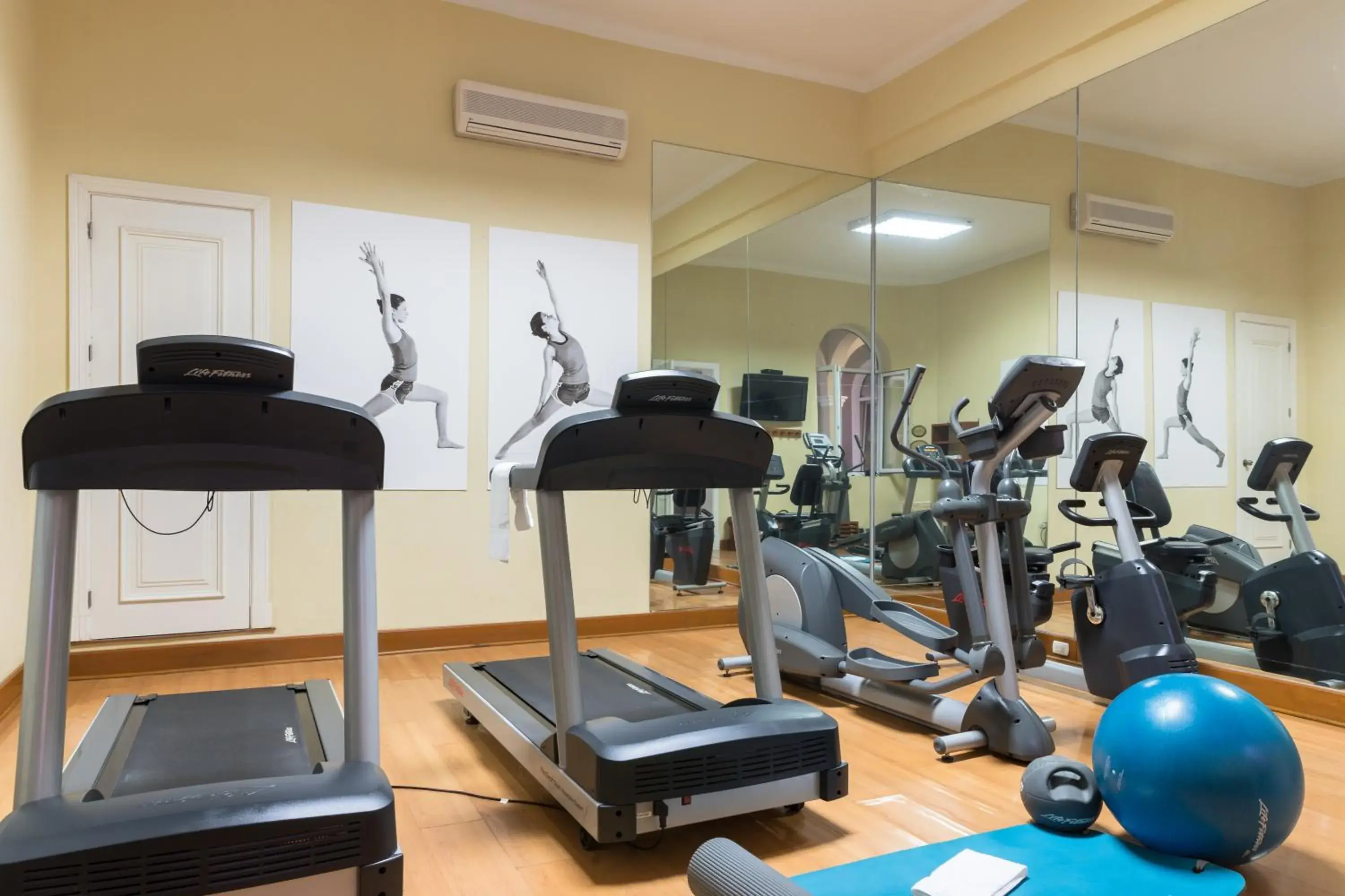 Fitness centre/facilities in LP Los Portales Hotel Piura Fitness centre/facilities in LP Los Portales Hotel Piura