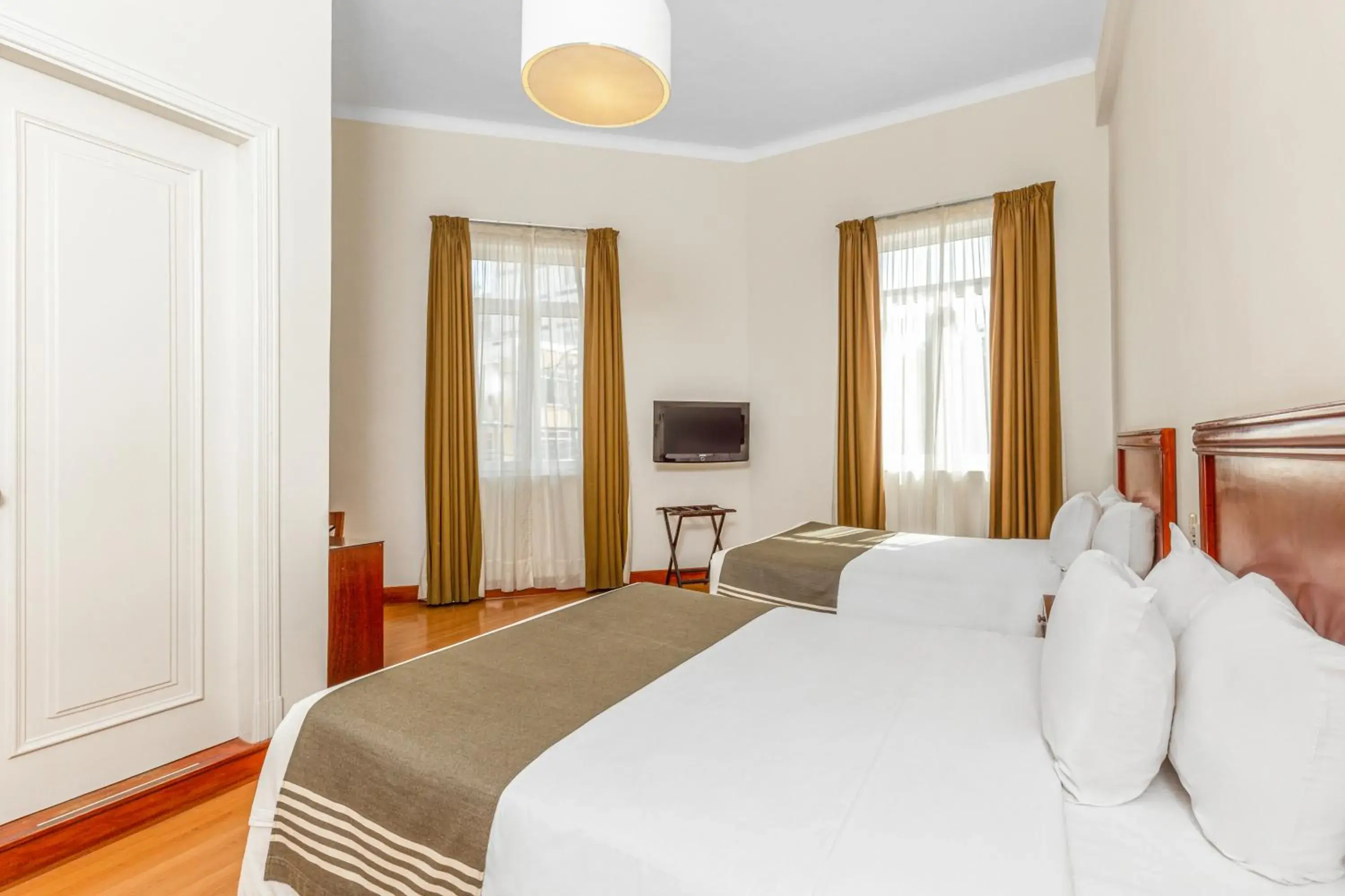 Bed in LP Los Portales Hotel Piura Bed in LP Los Portales Hotel Piura