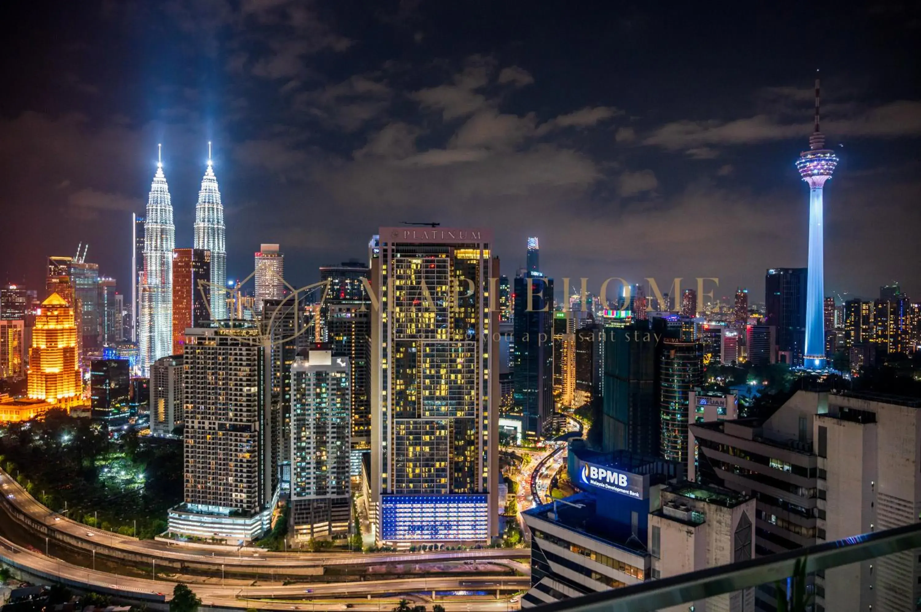 City view in The Colony and The Luxe Premier Suites Kuala Lumpur City view in The Colony and The Luxe Premier Suites Kuala Lumpur
