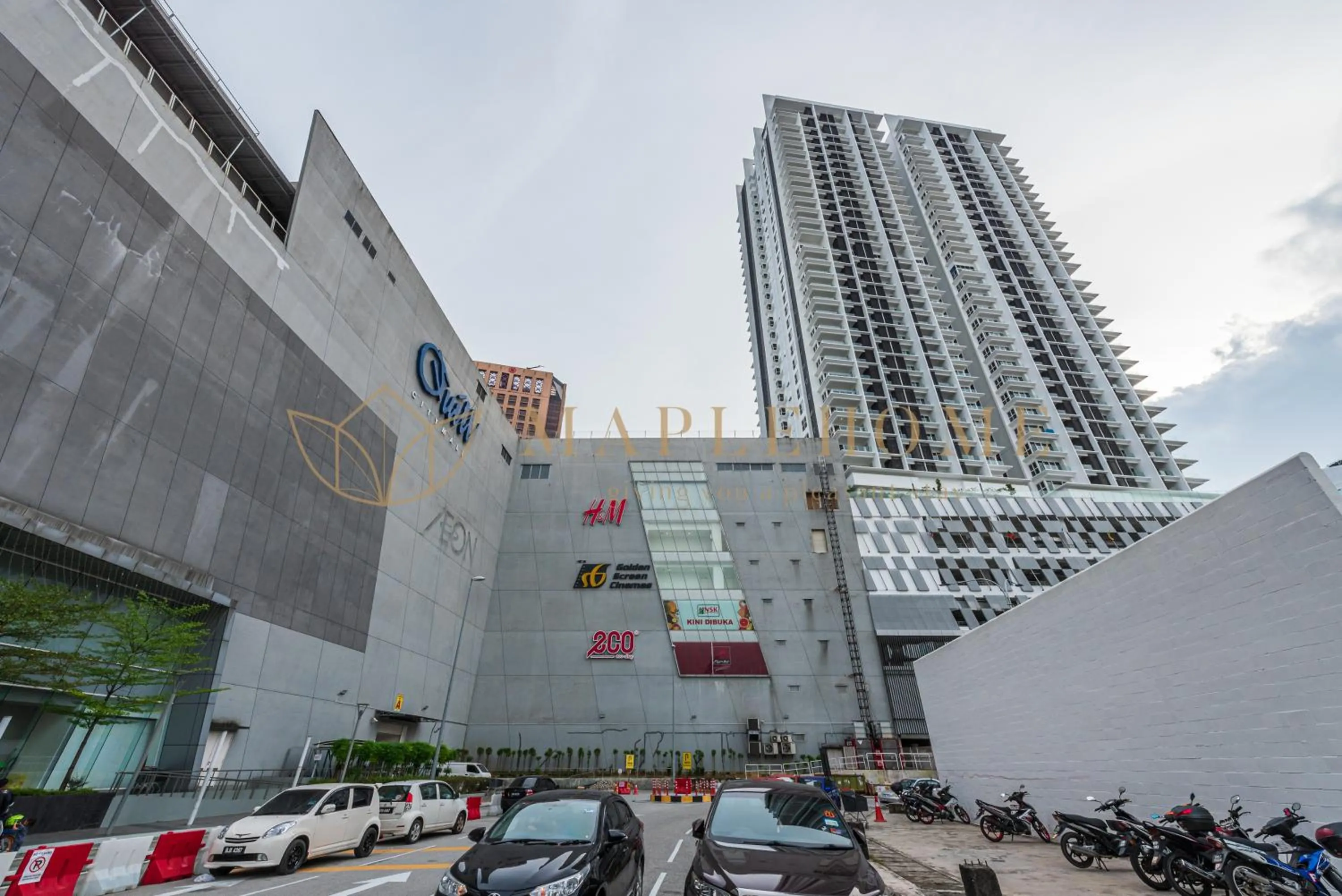 Shopping Area in The Colony and The Luxe Premier Suites Kuala Lumpur