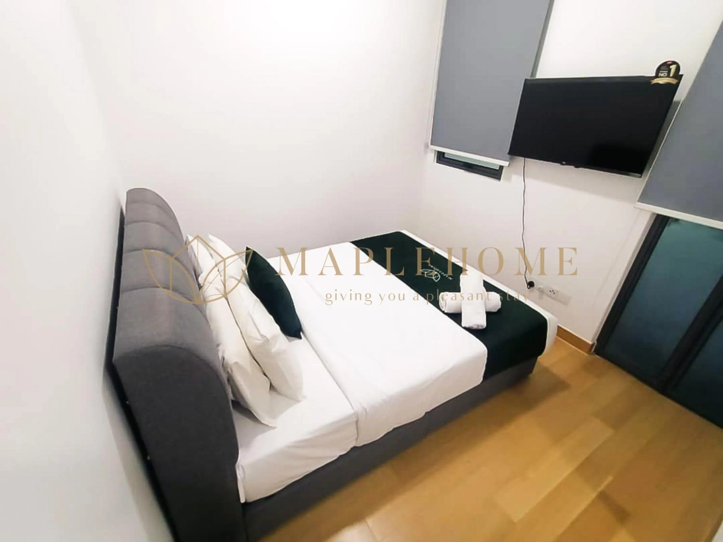 Bed in The Colony and The Luxe Premier Suites Kuala Lumpur