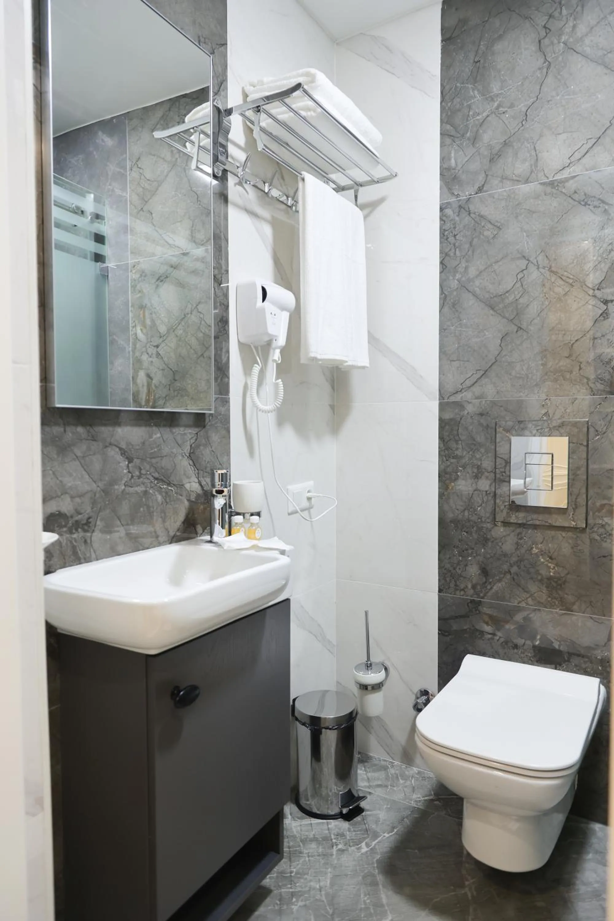 Toilet in Reikartz Amar Samarkand