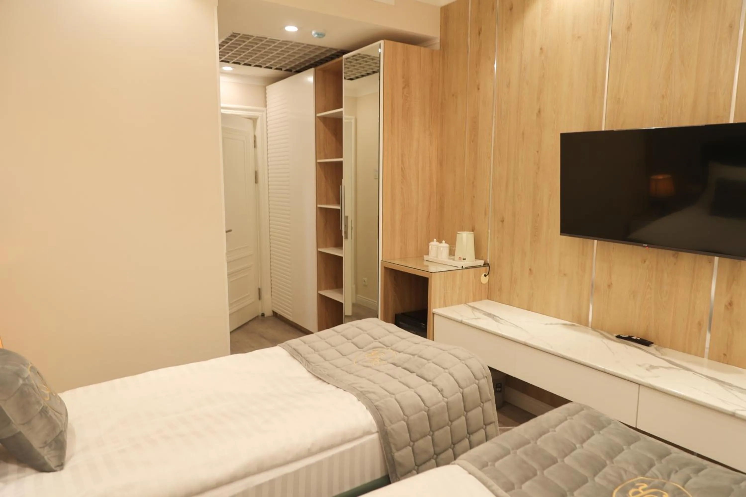 Bed in Reikartz Amar Samarkand