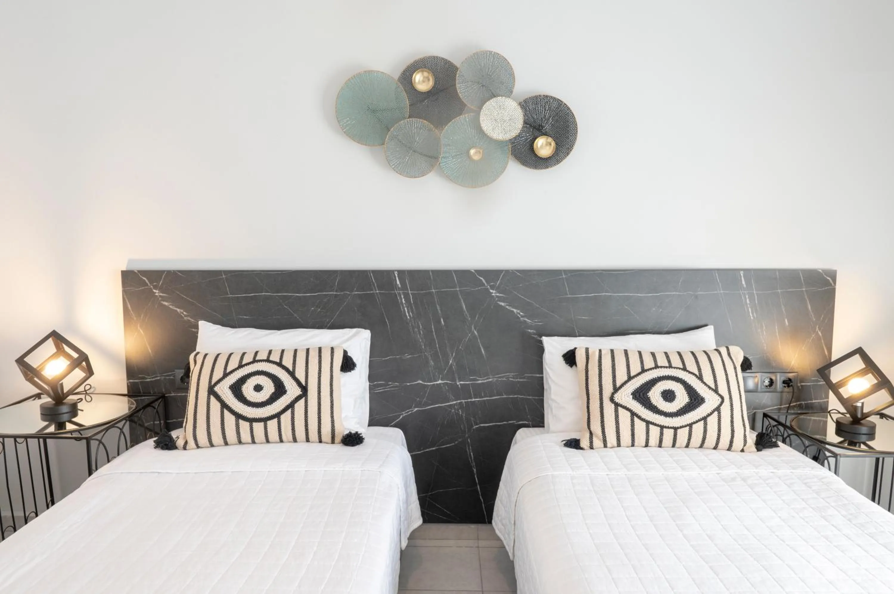 Bed in Hotel Papanikolaou