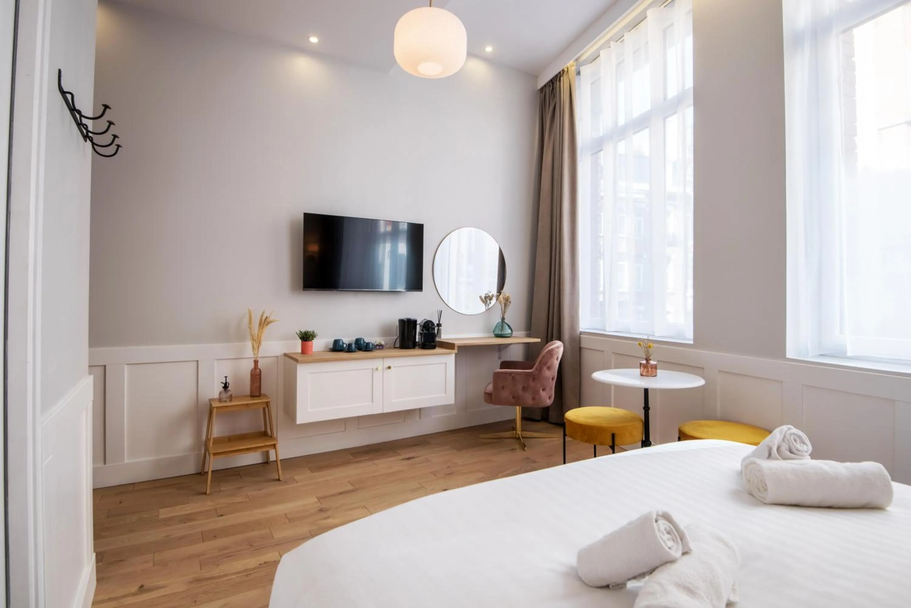 TV and multimedia, Bed in Les Suites Faidherbe