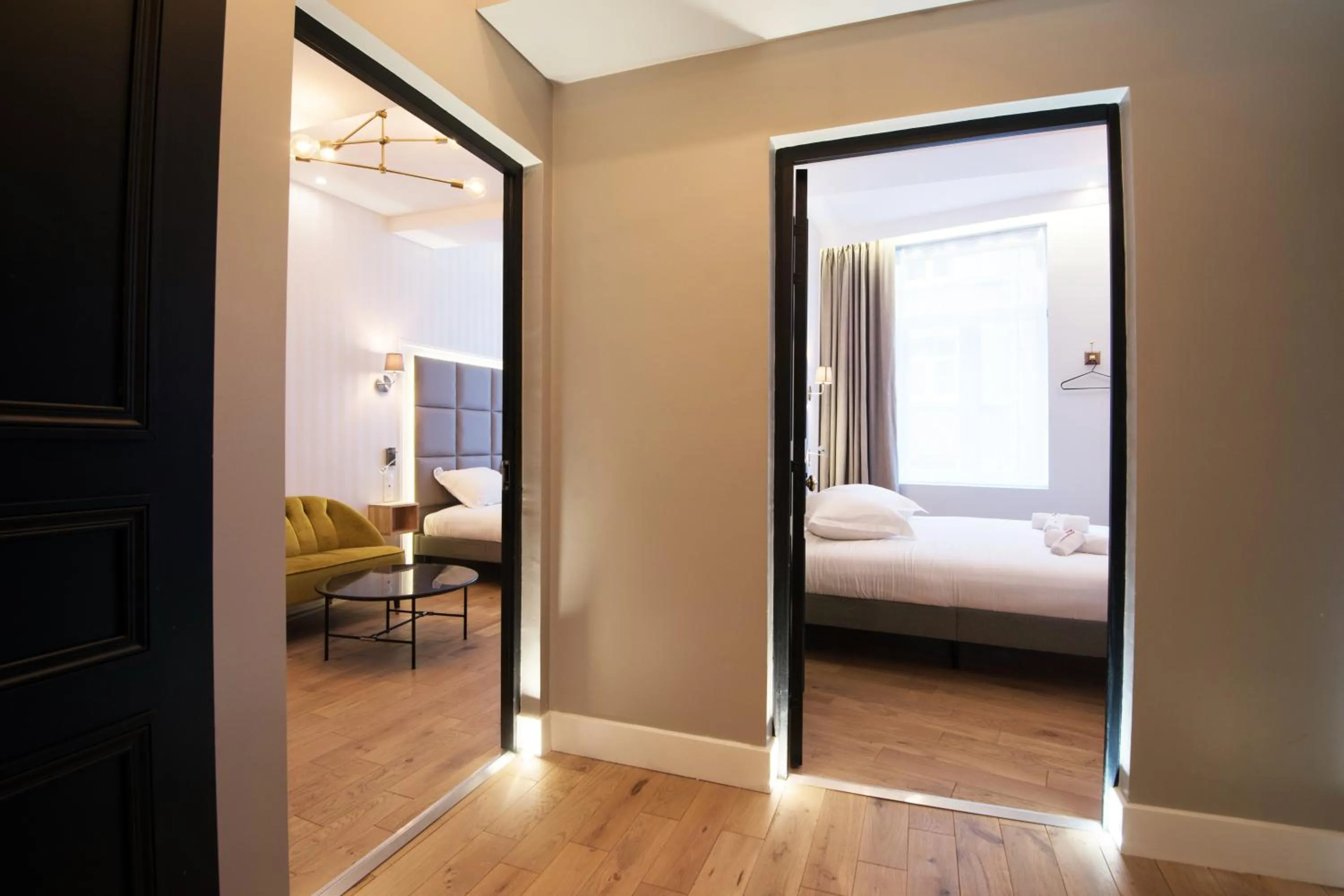 Photo of the whole room, Bed in Les Suites Faidherbe