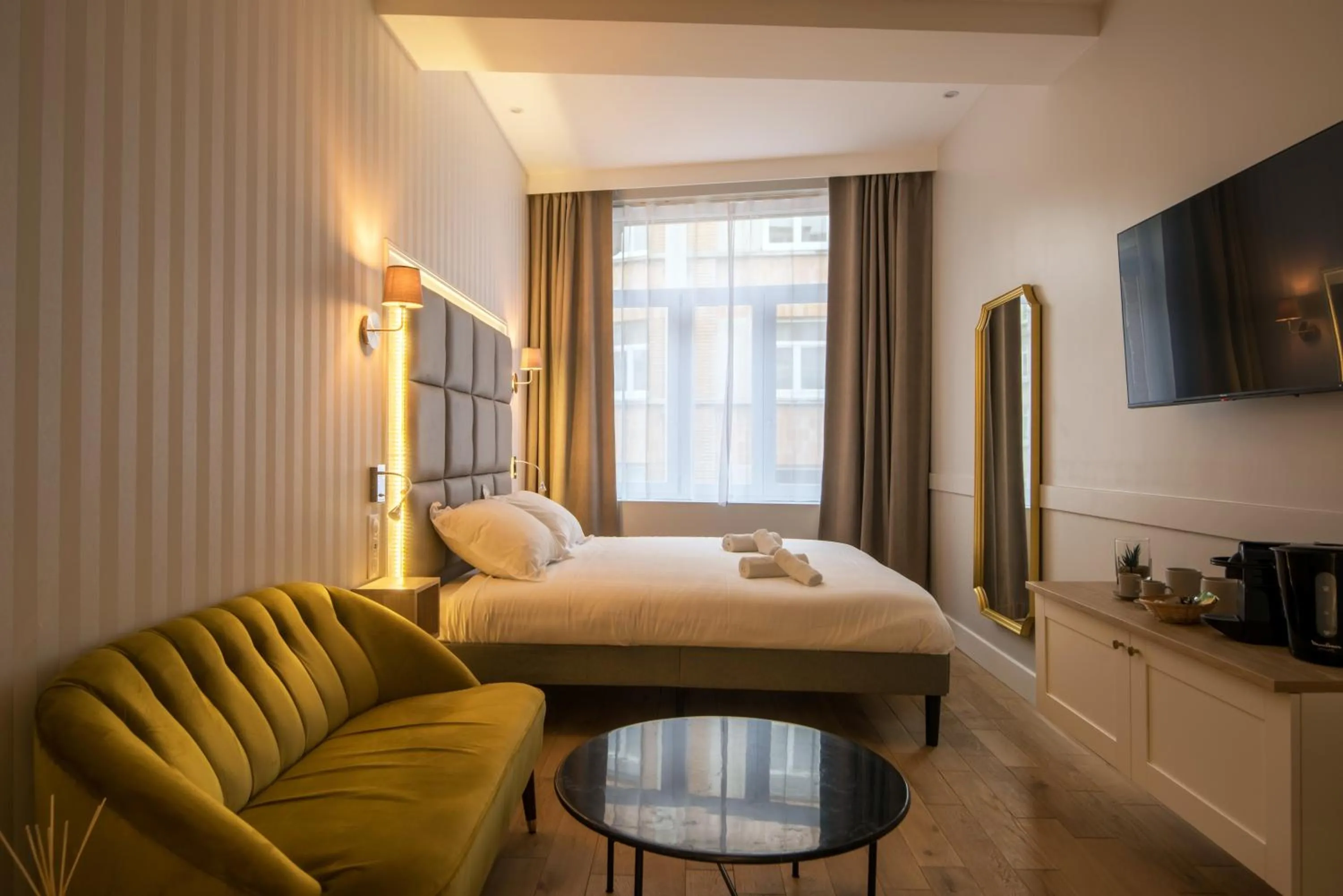 Bed in Les Suites Faidherbe