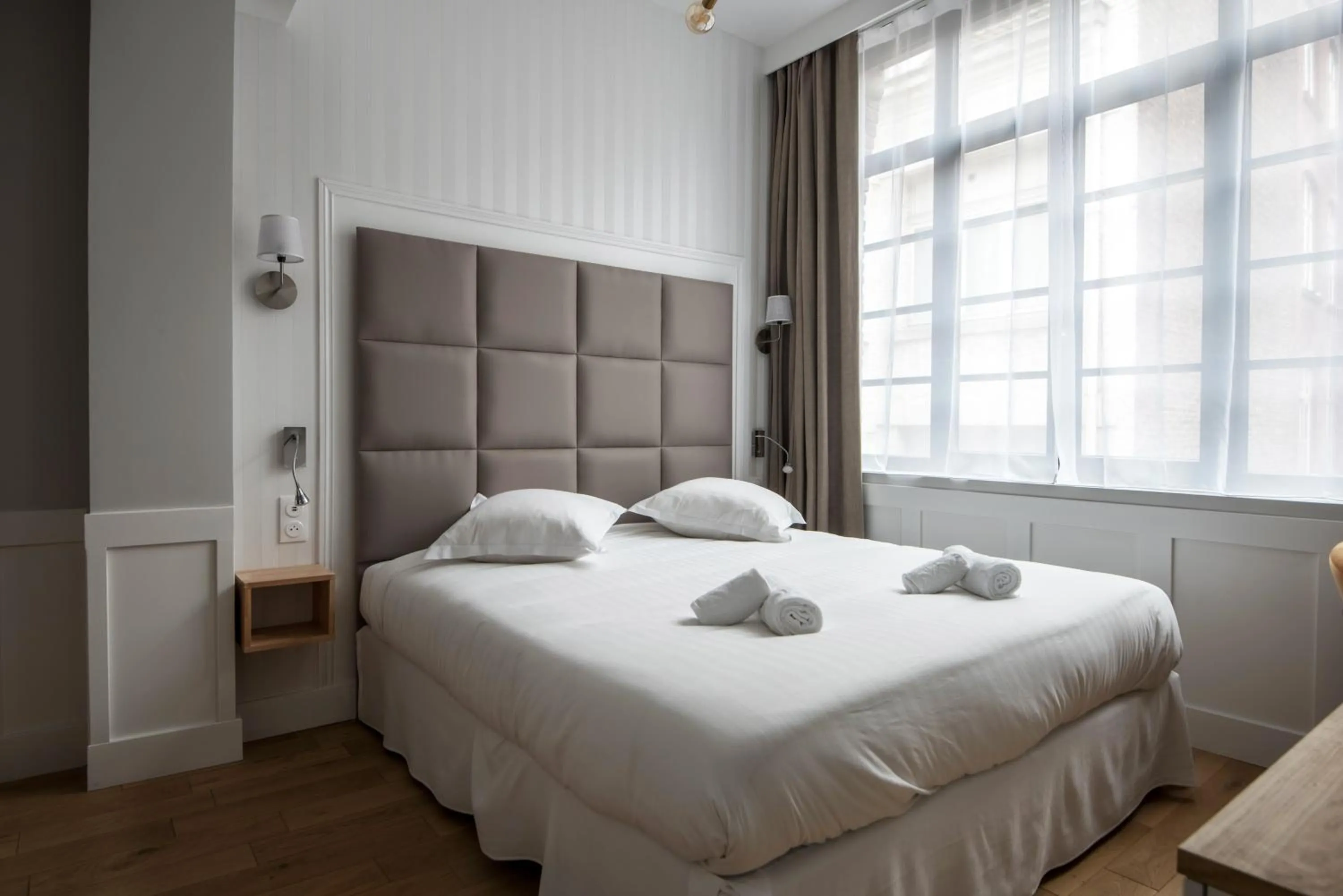 Bed in Les Suites Faidherbe