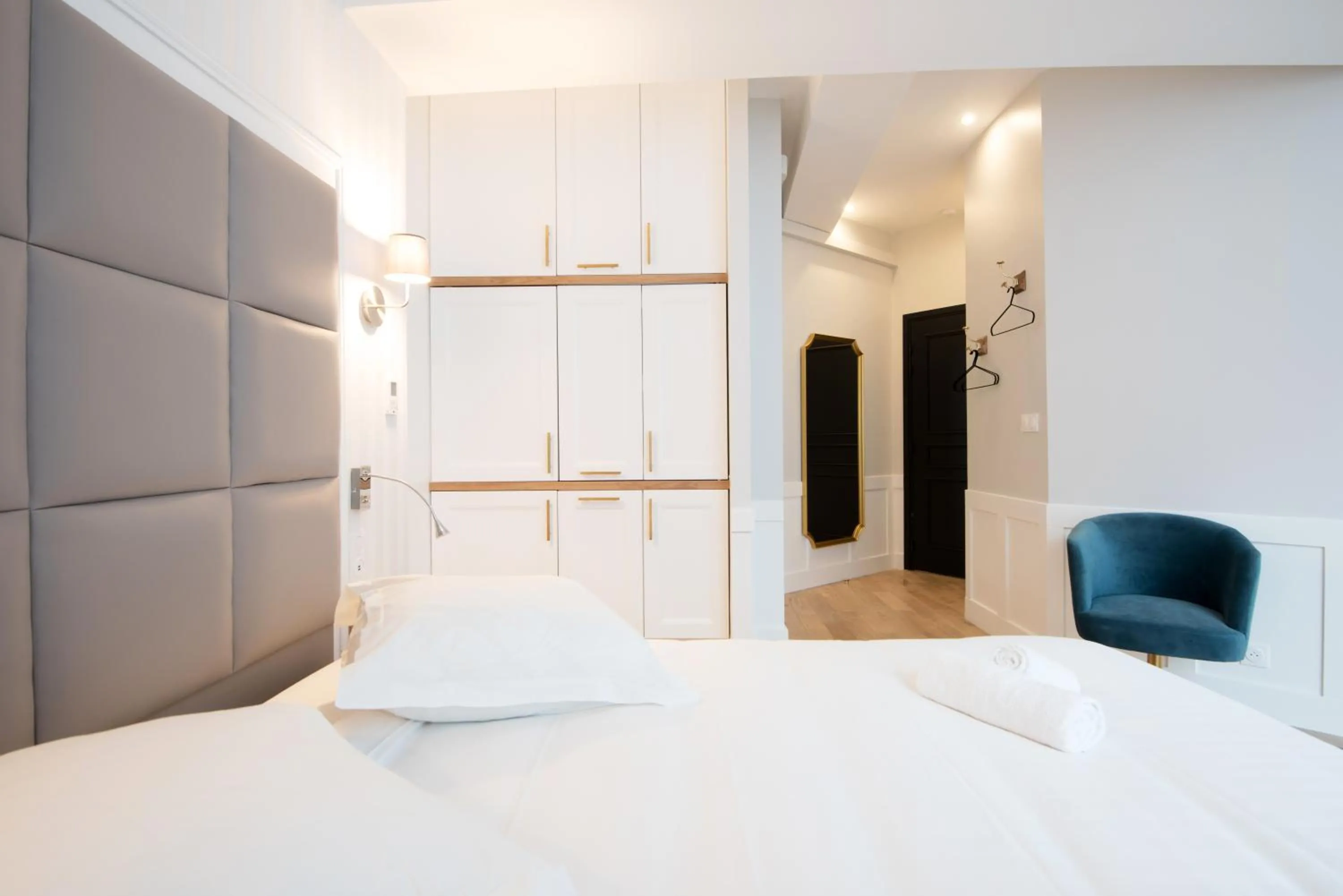 Bedroom, Bed in Les Suites Faidherbe