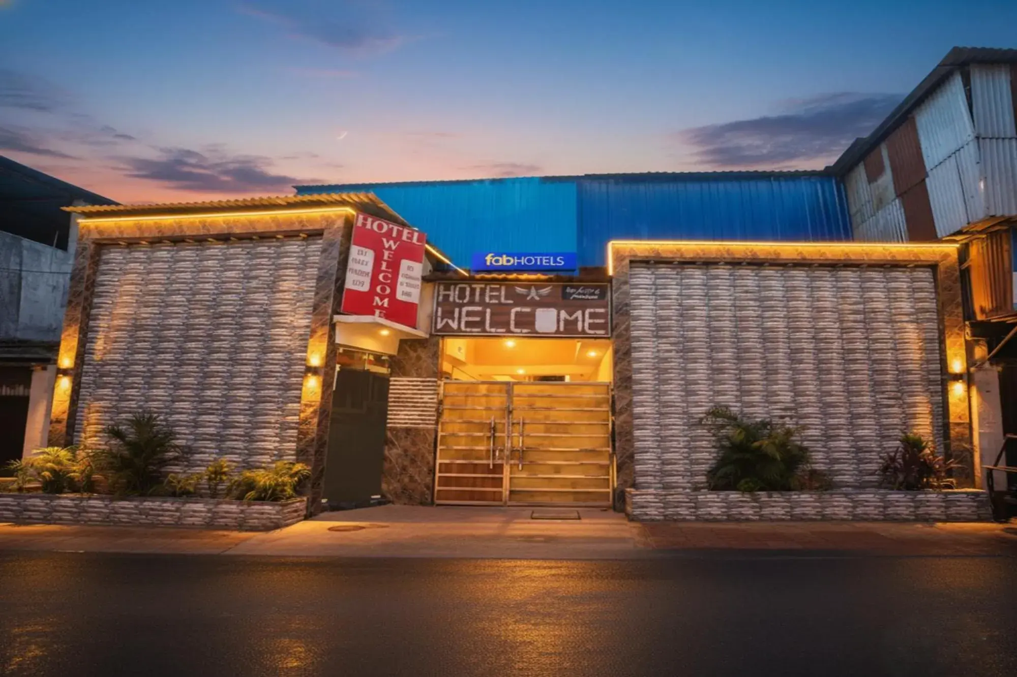 Property building in Via Welcome Property building in Via Welcome