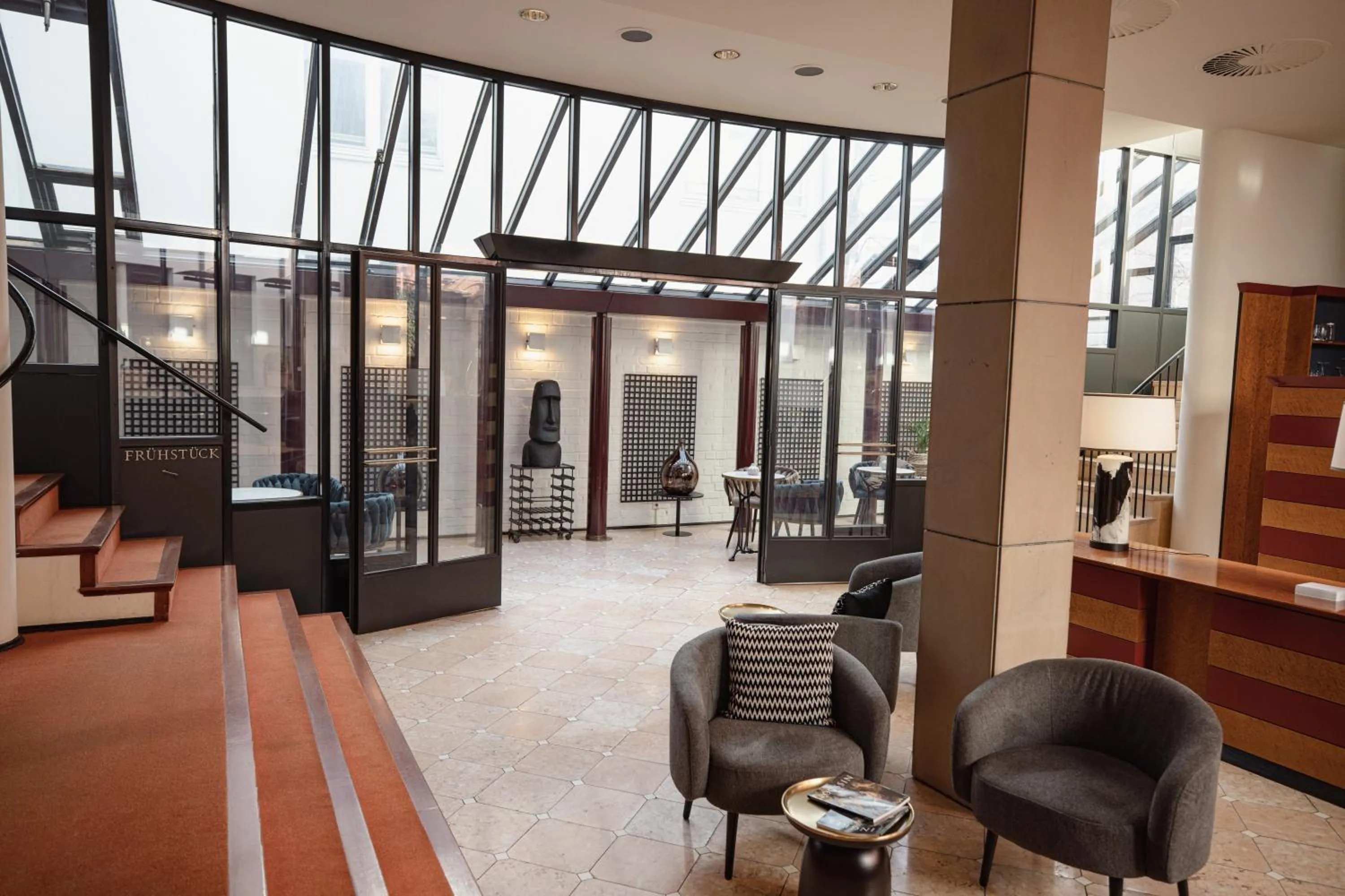 Lounge or bar in Domicil Hotel Bonn