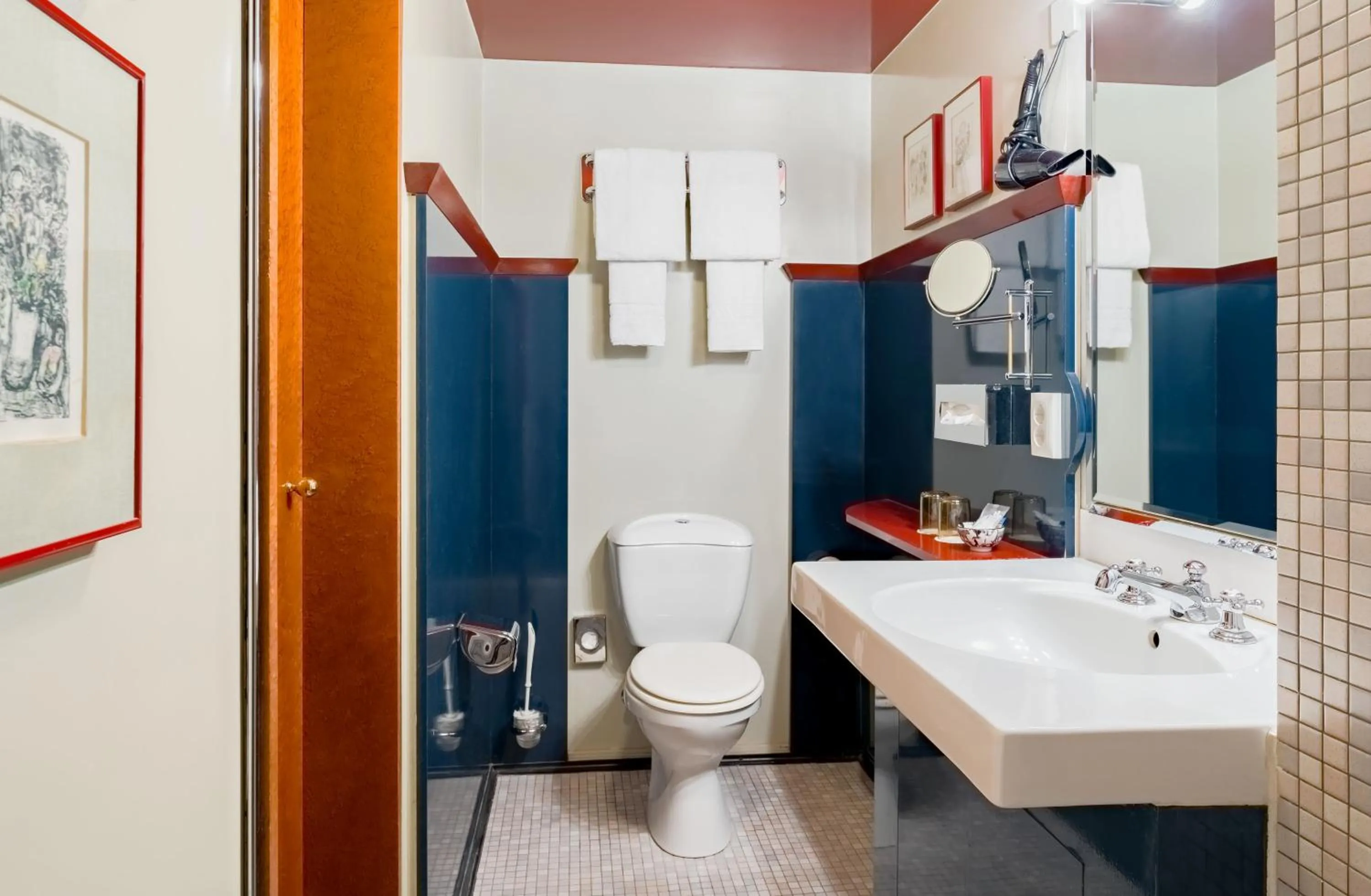 Toilet in Domicil Hotel Bonn