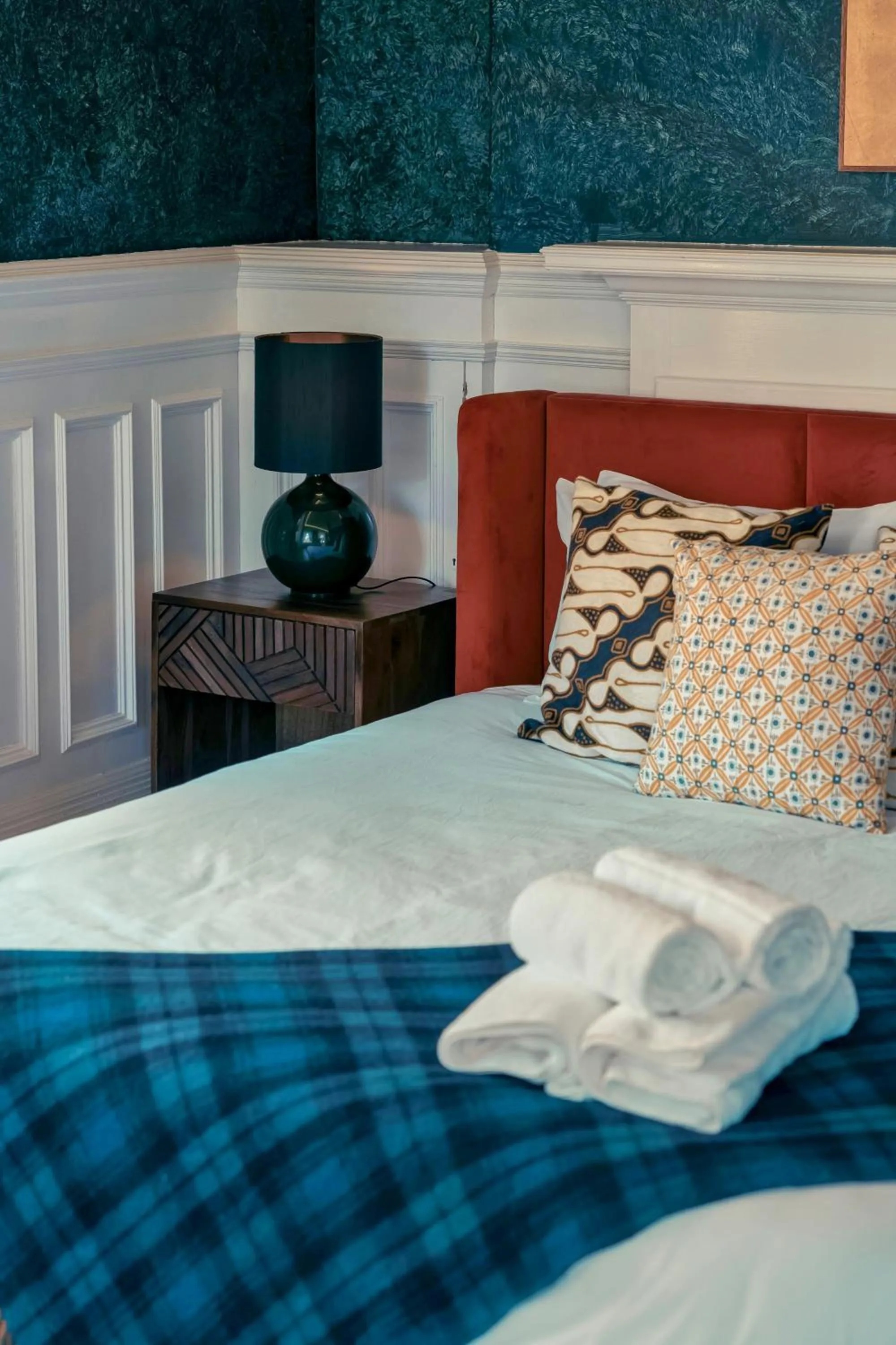 Bed in 89 The Merchants- Chic Aparthotel by The House of Danu