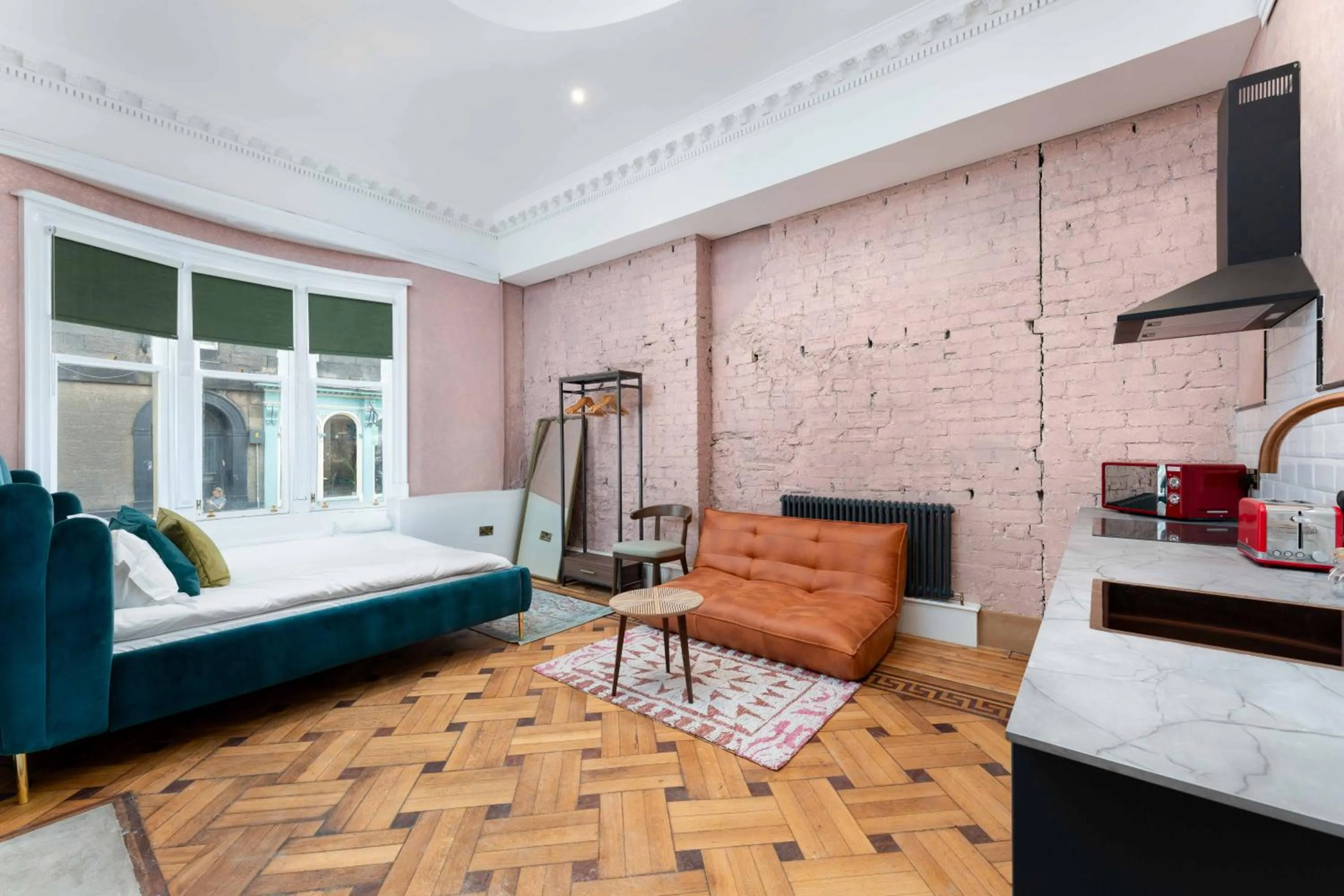 Bed in 89 The Merchants- Chic Aparthotel by The House of Danu