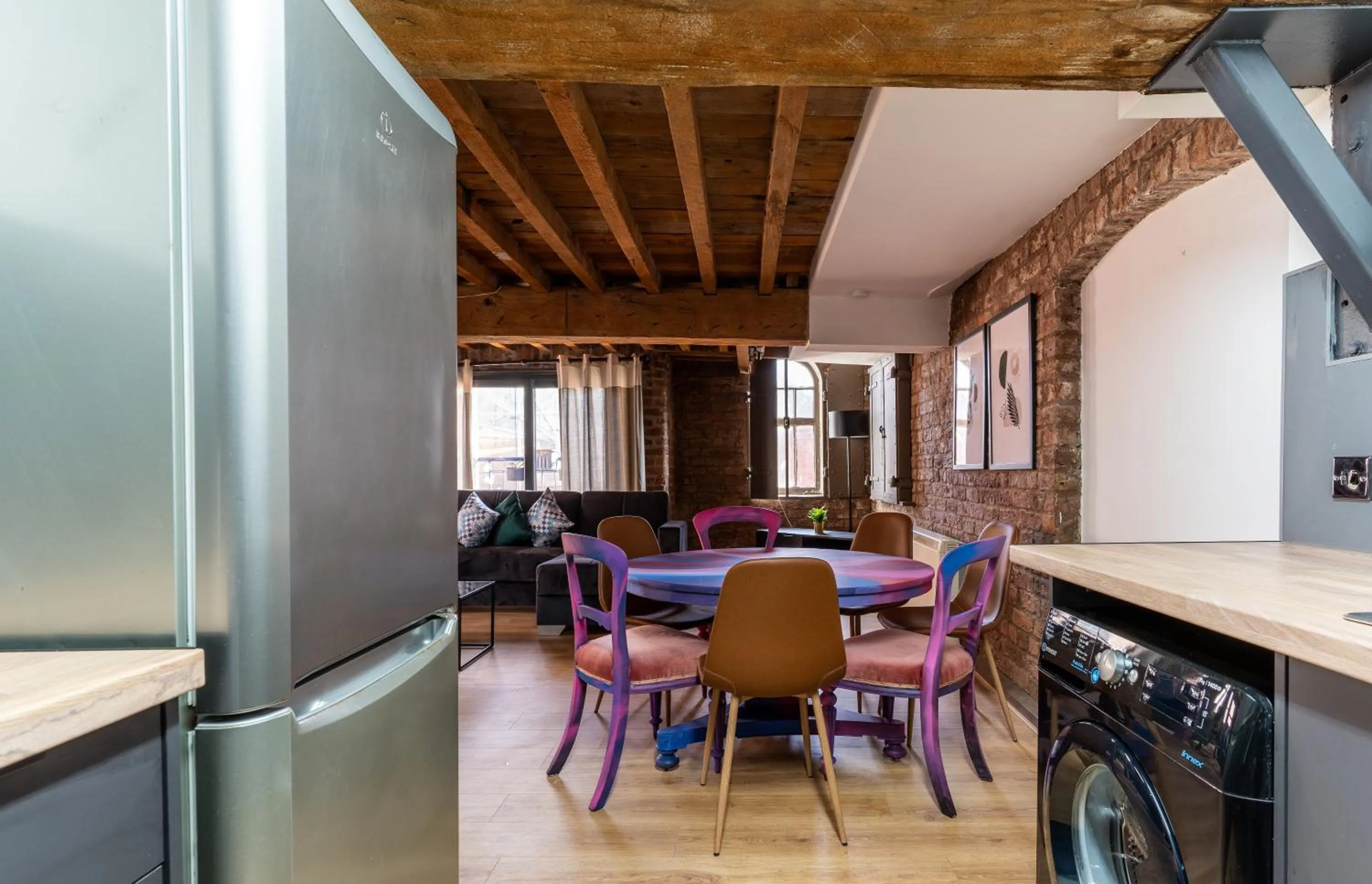 Kitchen or kitchenette in Rainford Gardens by UStay Aparthotels