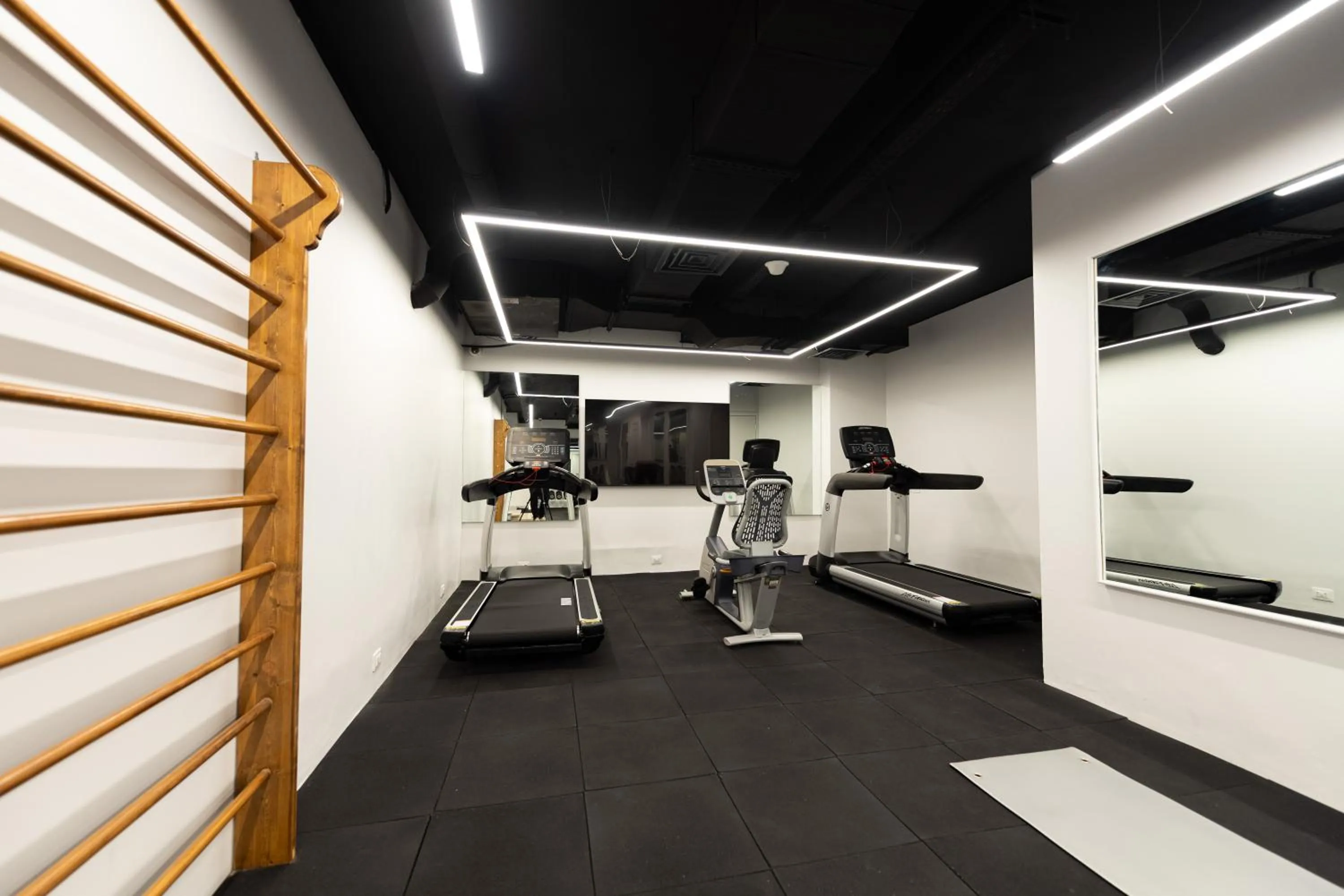 Fitness centre/facilities in Parkside Boutique Serviced Apartments