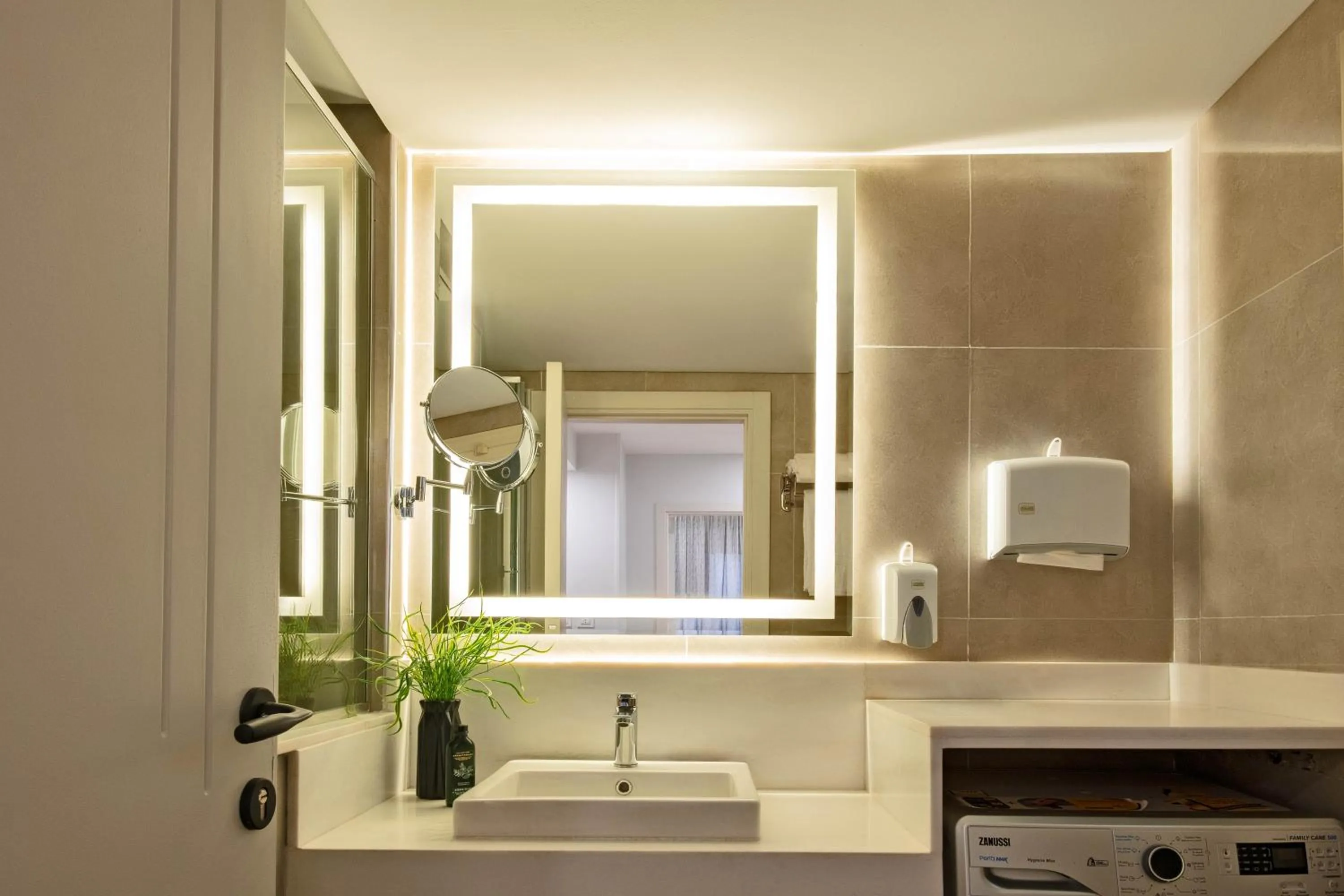 Shower in Parkside Boutique Serviced Apartments