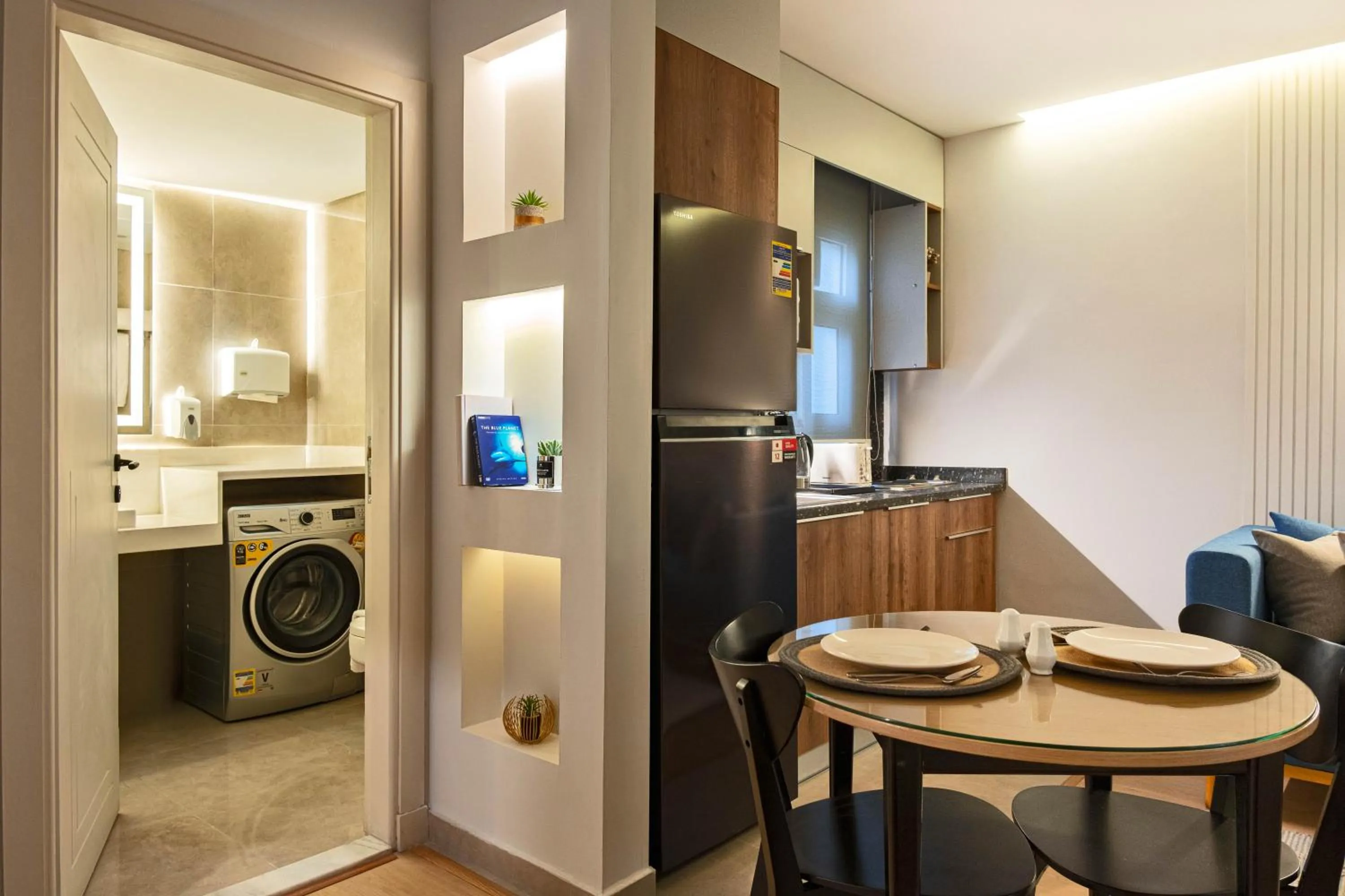 Kitchen or kitchenette in Parkside Boutique Serviced Apartments