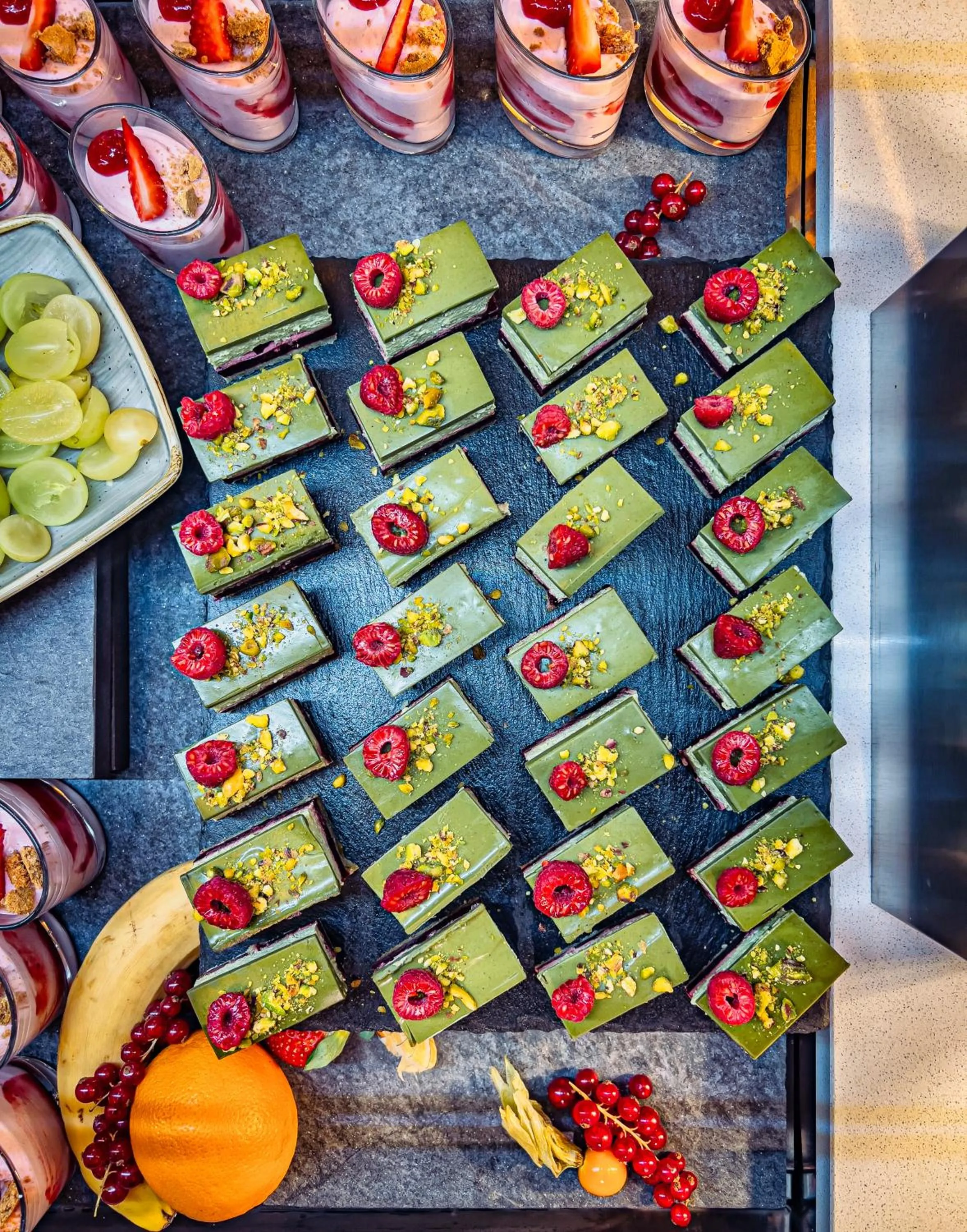 Restaurant/places to eat in Normafa Hotel & Retreat