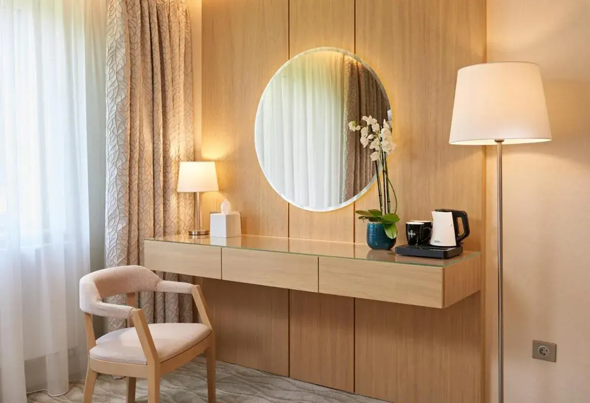 Superior Twin Room in Normafa Hotel & Retreat Superior Twin Room in Normafa Hotel & Retreat
