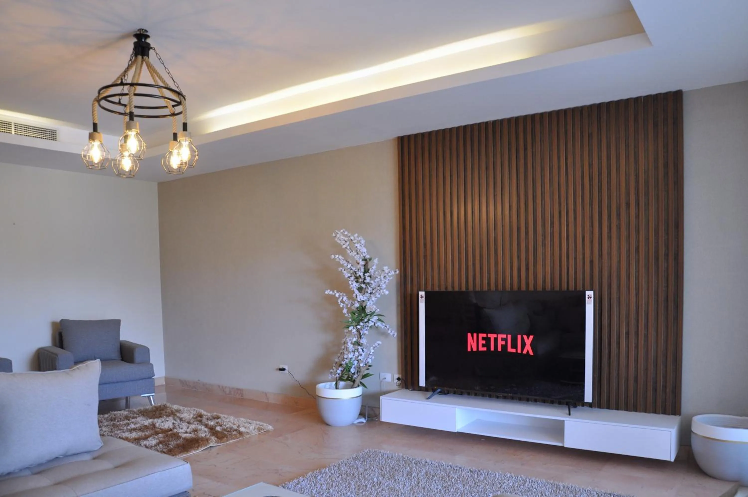 Axxodia- Apartments In Cairo Festival City