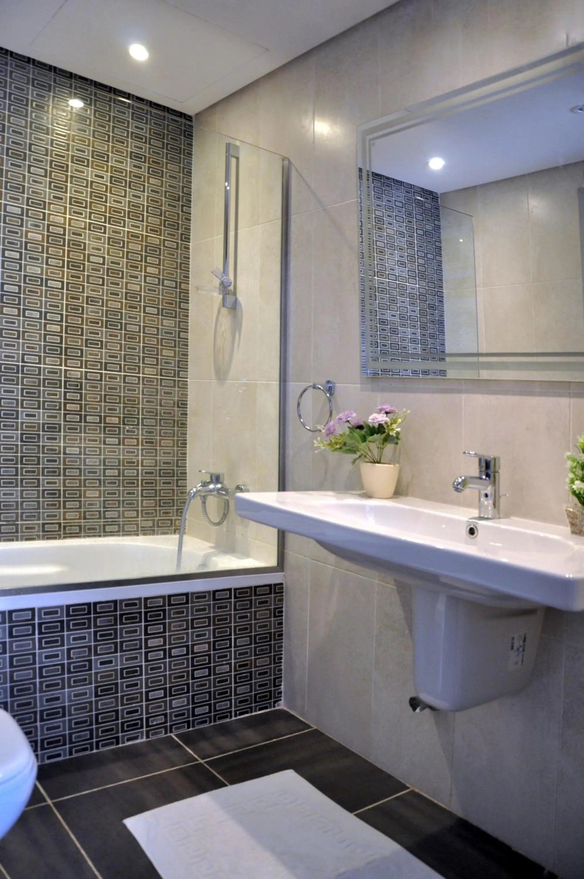 Axxodia- Apartments In Cairo Festival City