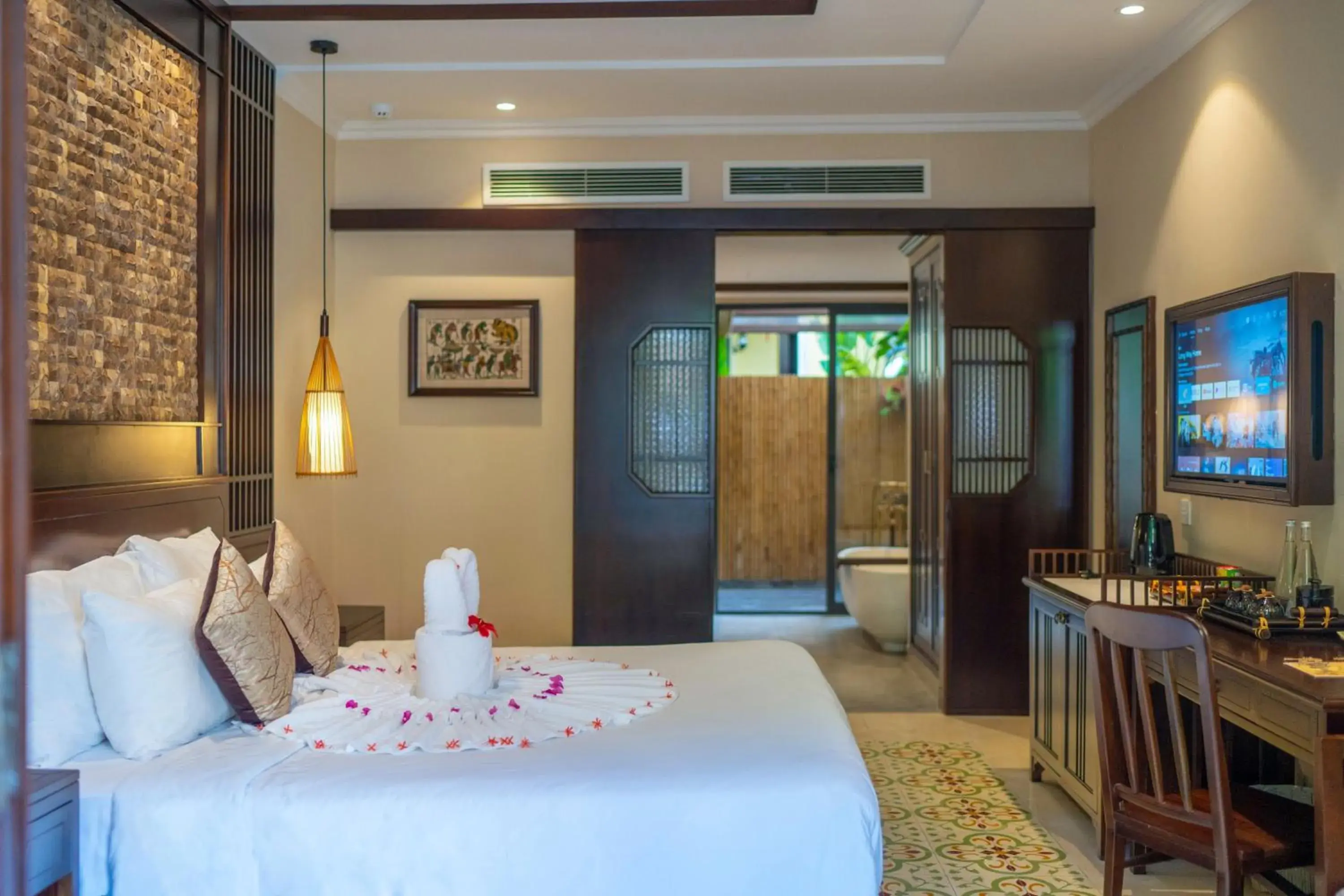 Bed in Ahoy Hoi An Boutique Resort & Spa Bed in Ahoy Hoi An Boutique Resort & Spa