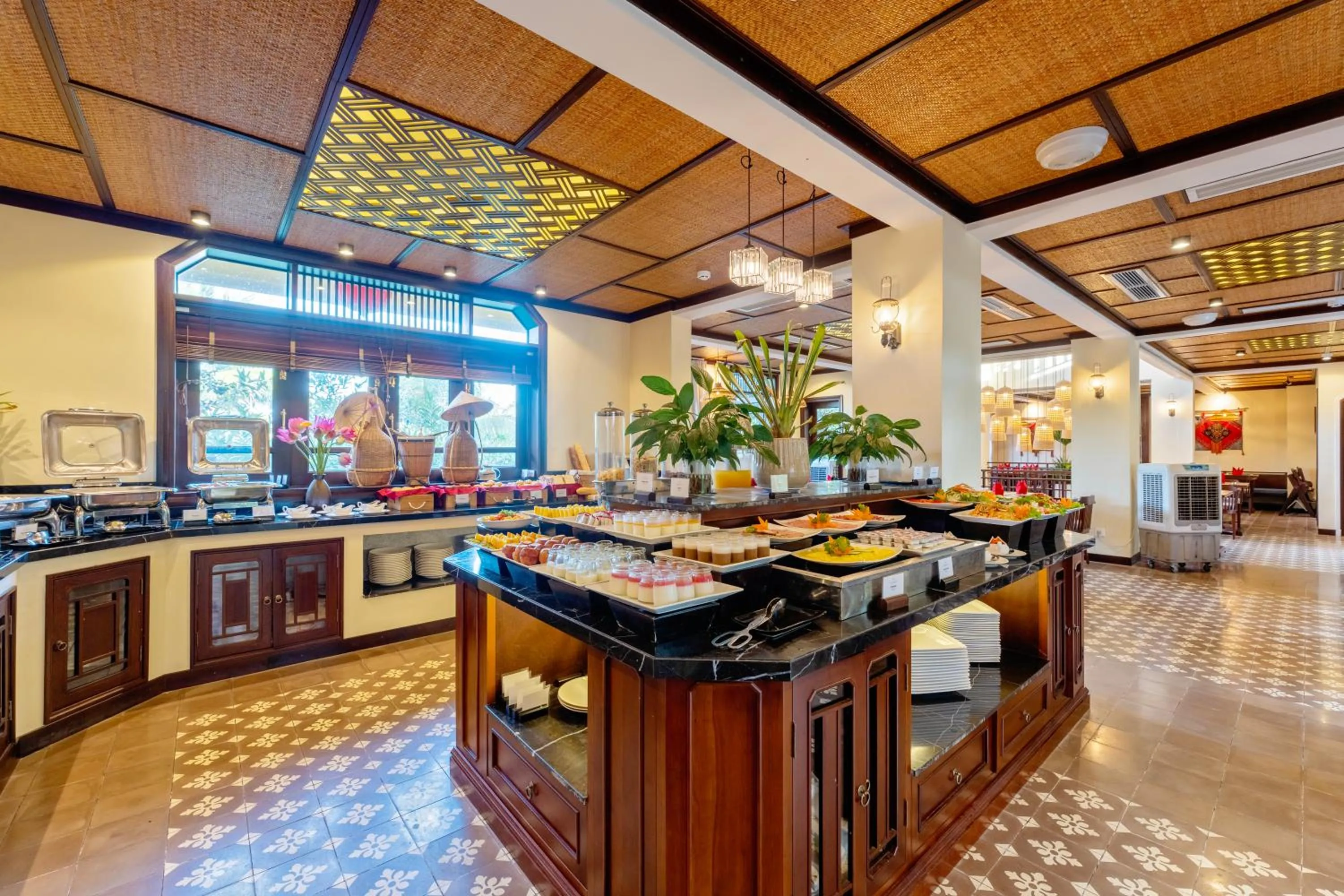 Food and drinks in Ahoy Hoi An Boutique Resort & Spa